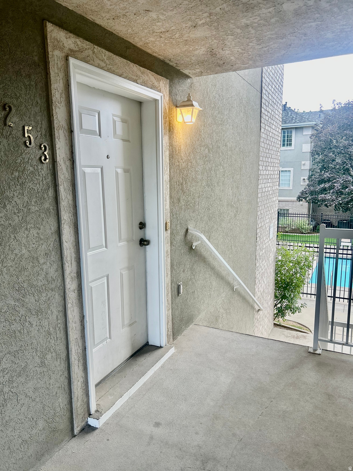 WESTON / SHADOW RIDGE CONDOMINIUMS - Residential