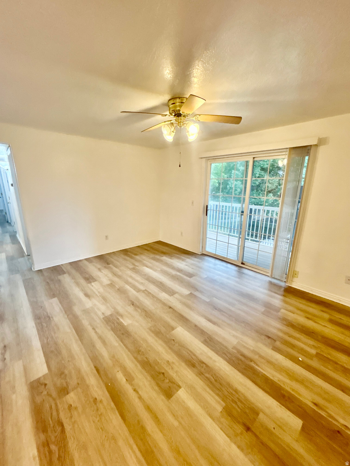 WESTON / SHADOW RIDGE CONDOMINIUMS - Residential