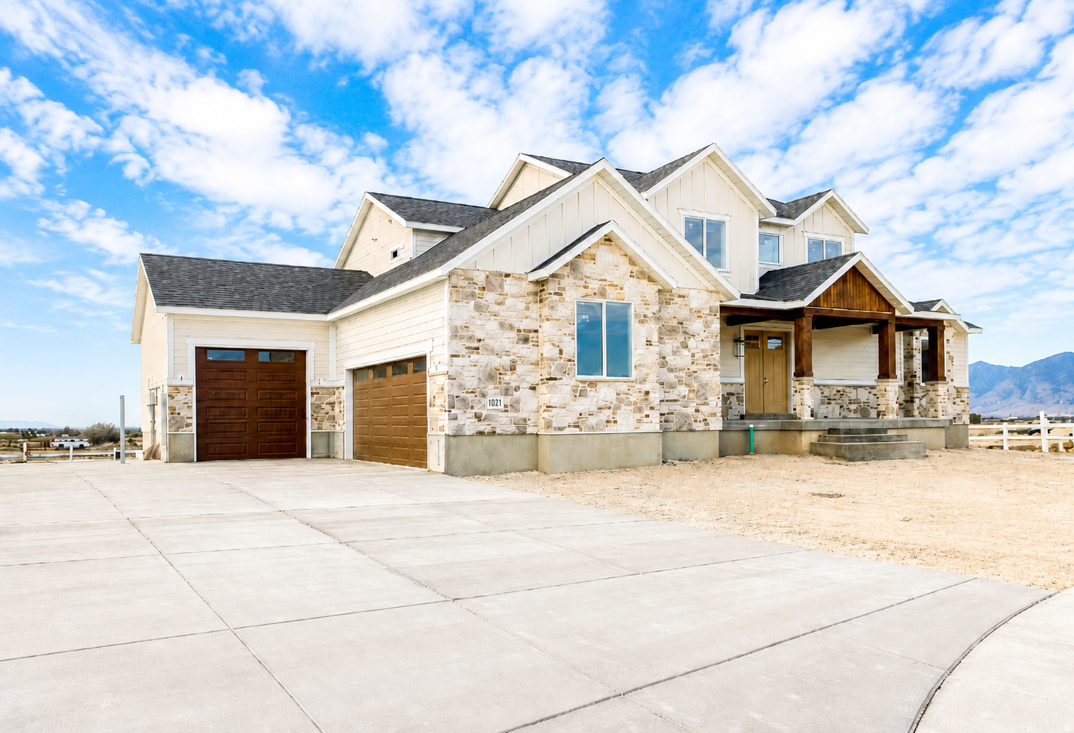HERITAGE FARMS - Residential