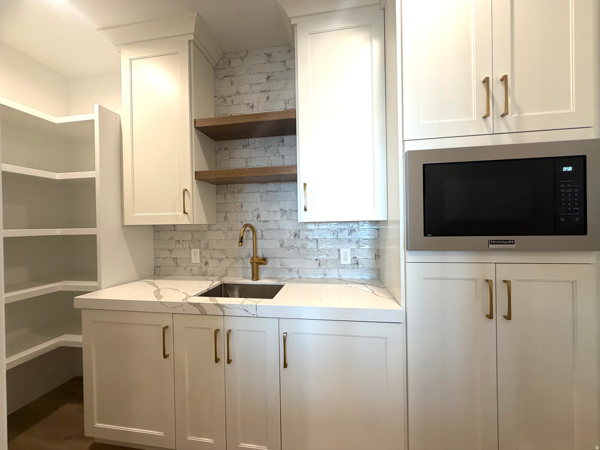 HERITAGE FARMS - Residential