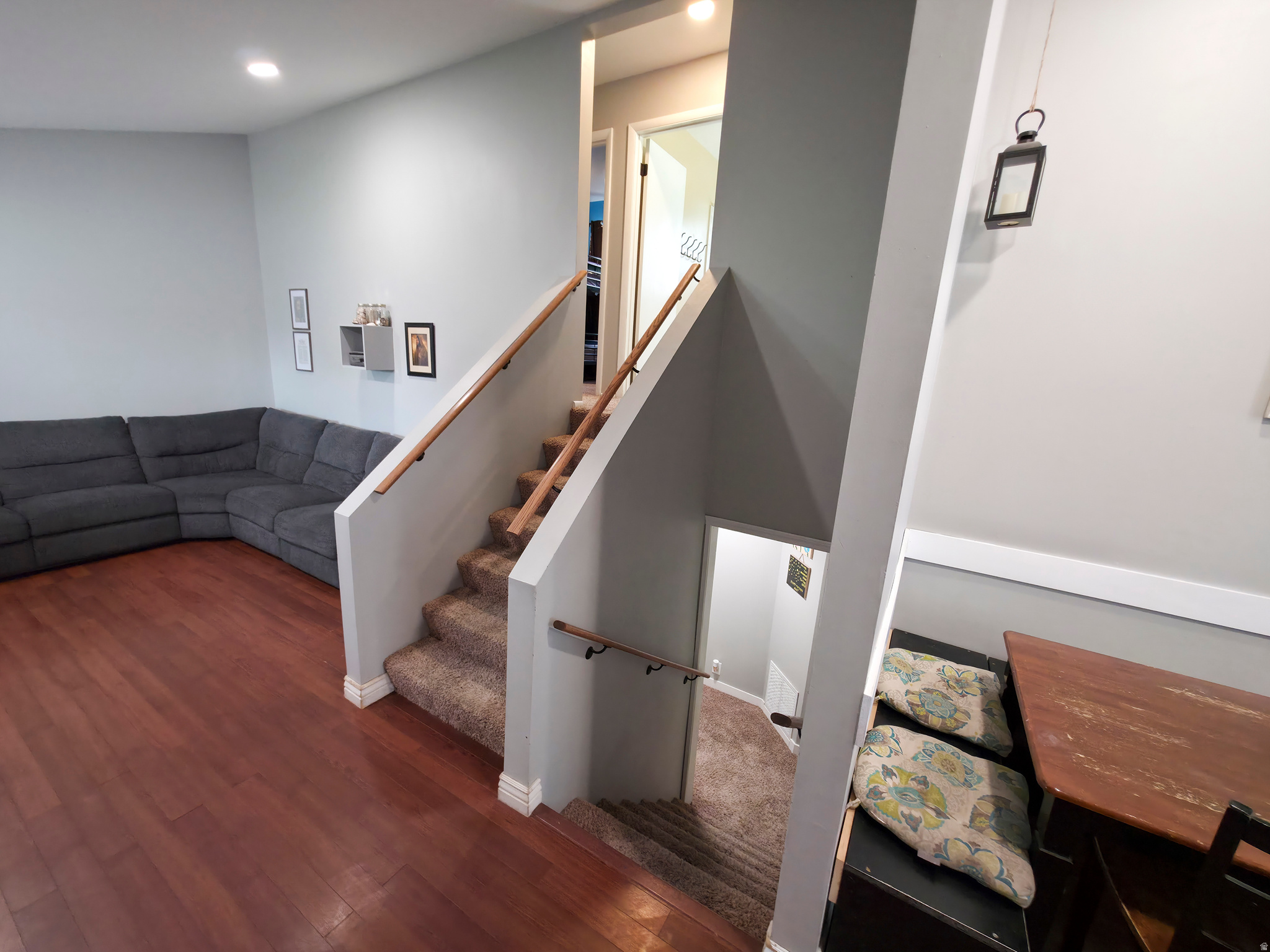 WALNUT HILLS - Residential