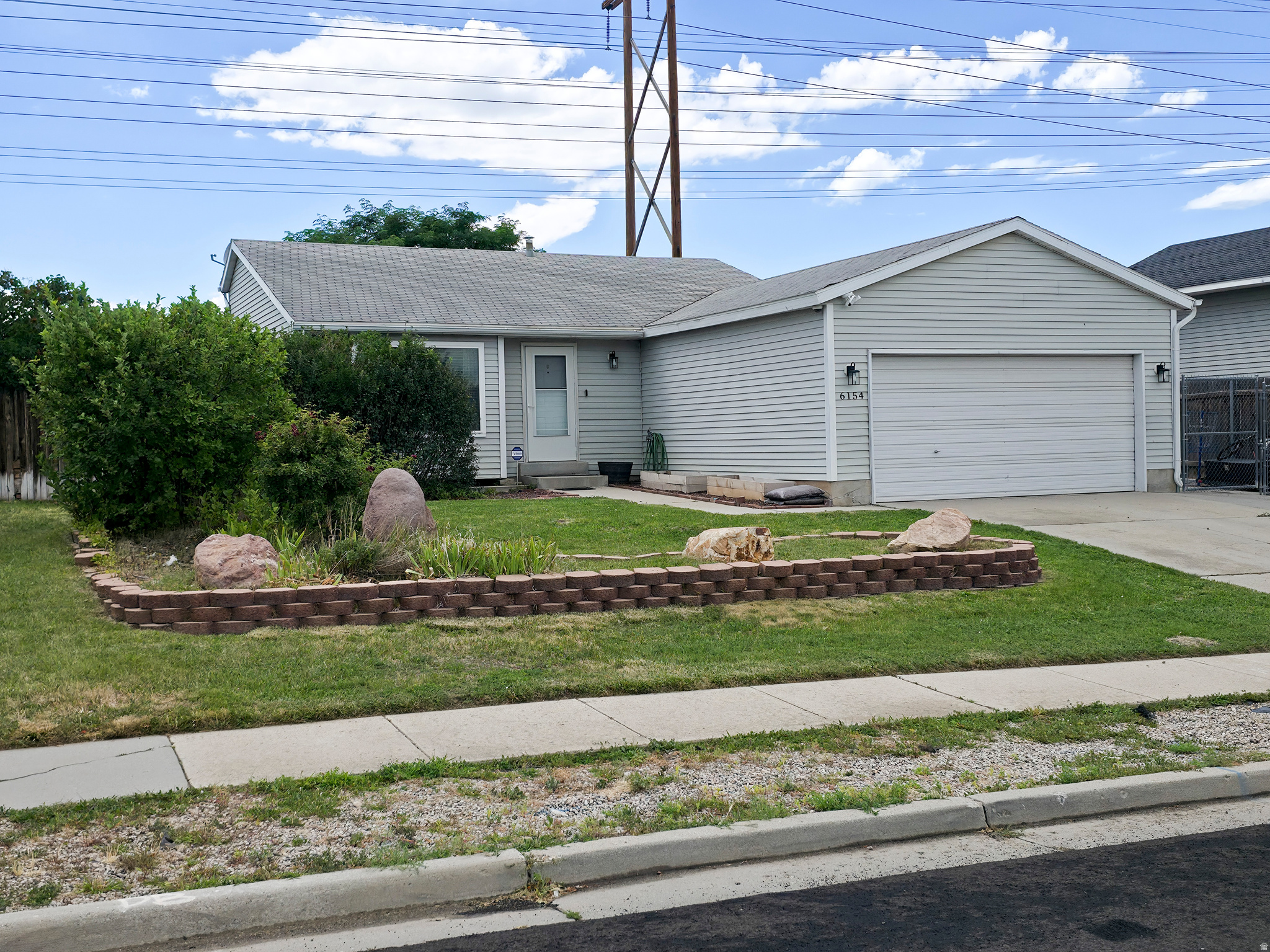 WALNUT HILLS - Residential