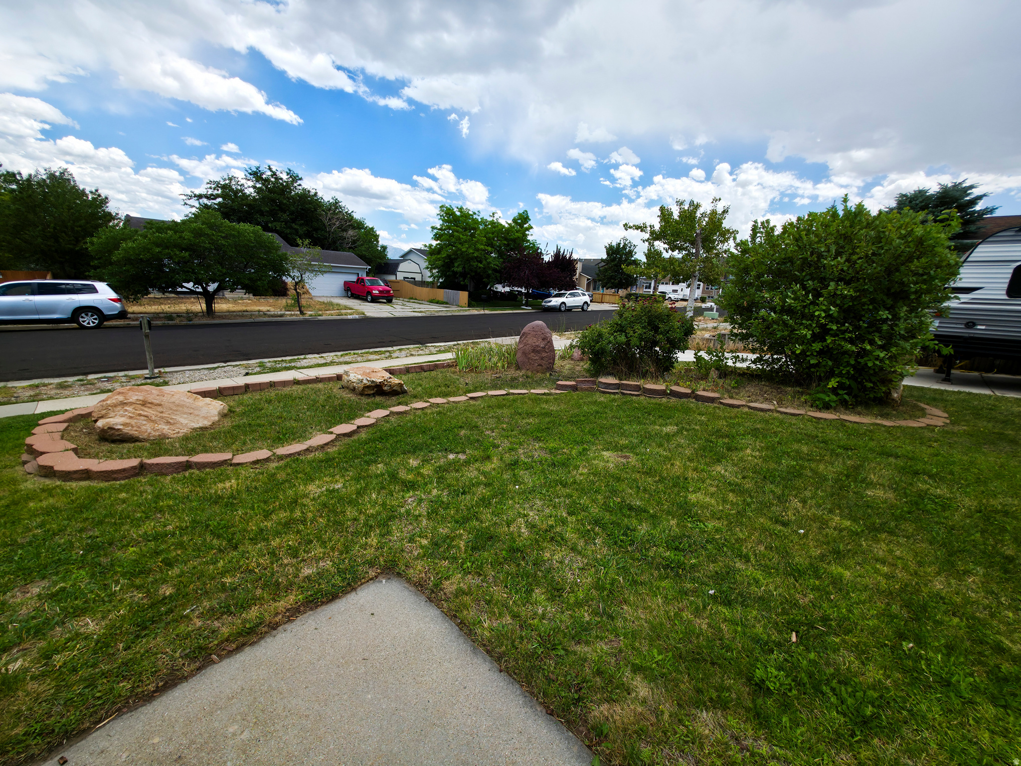 WALNUT HILLS - Residential