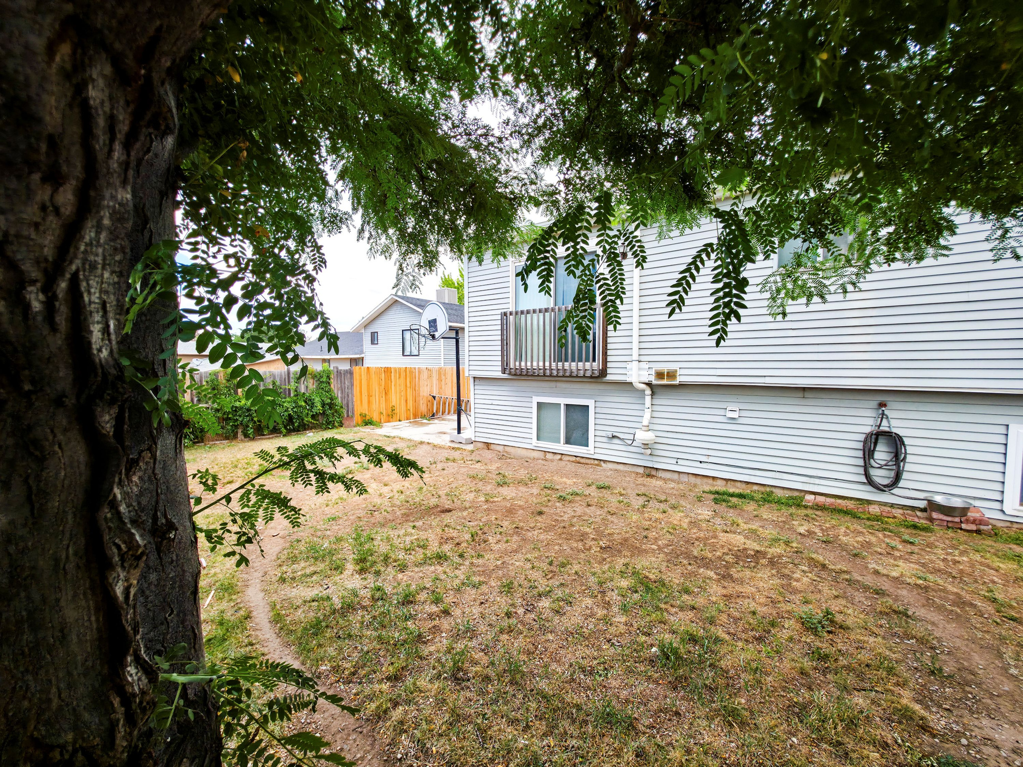 WALNUT HILLS - Residential