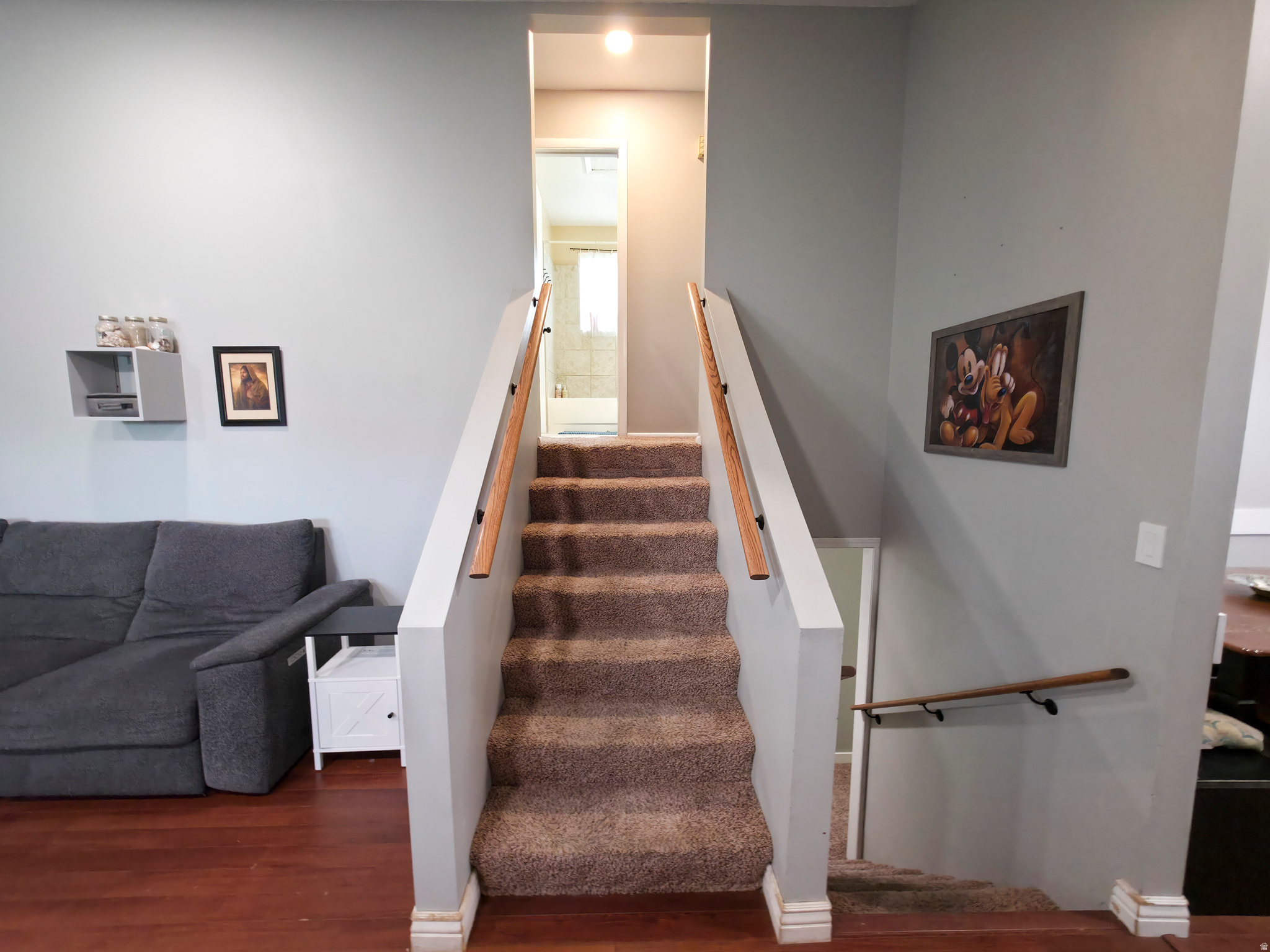 WALNUT HILLS - Residential