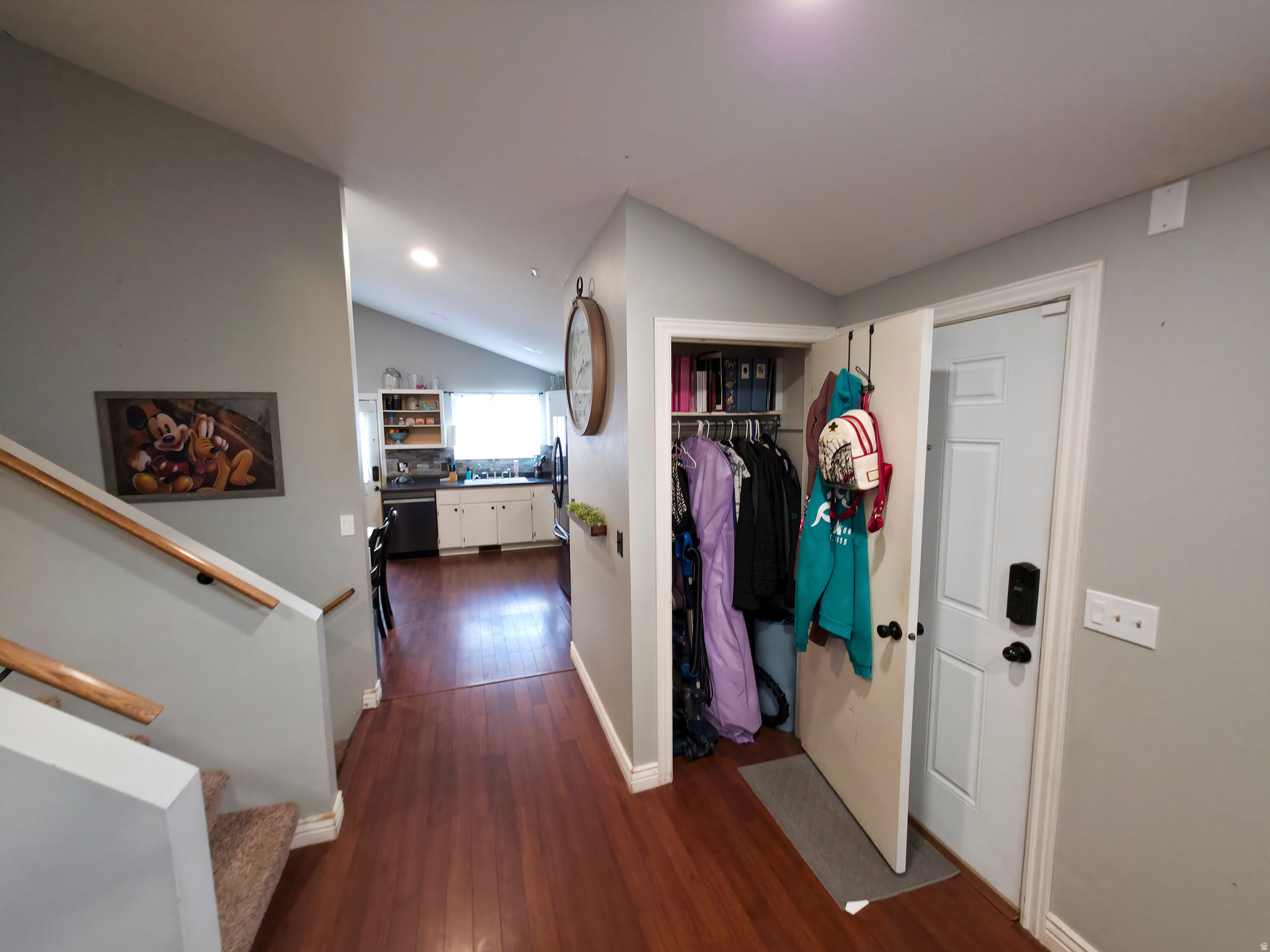 WALNUT HILLS - Residential