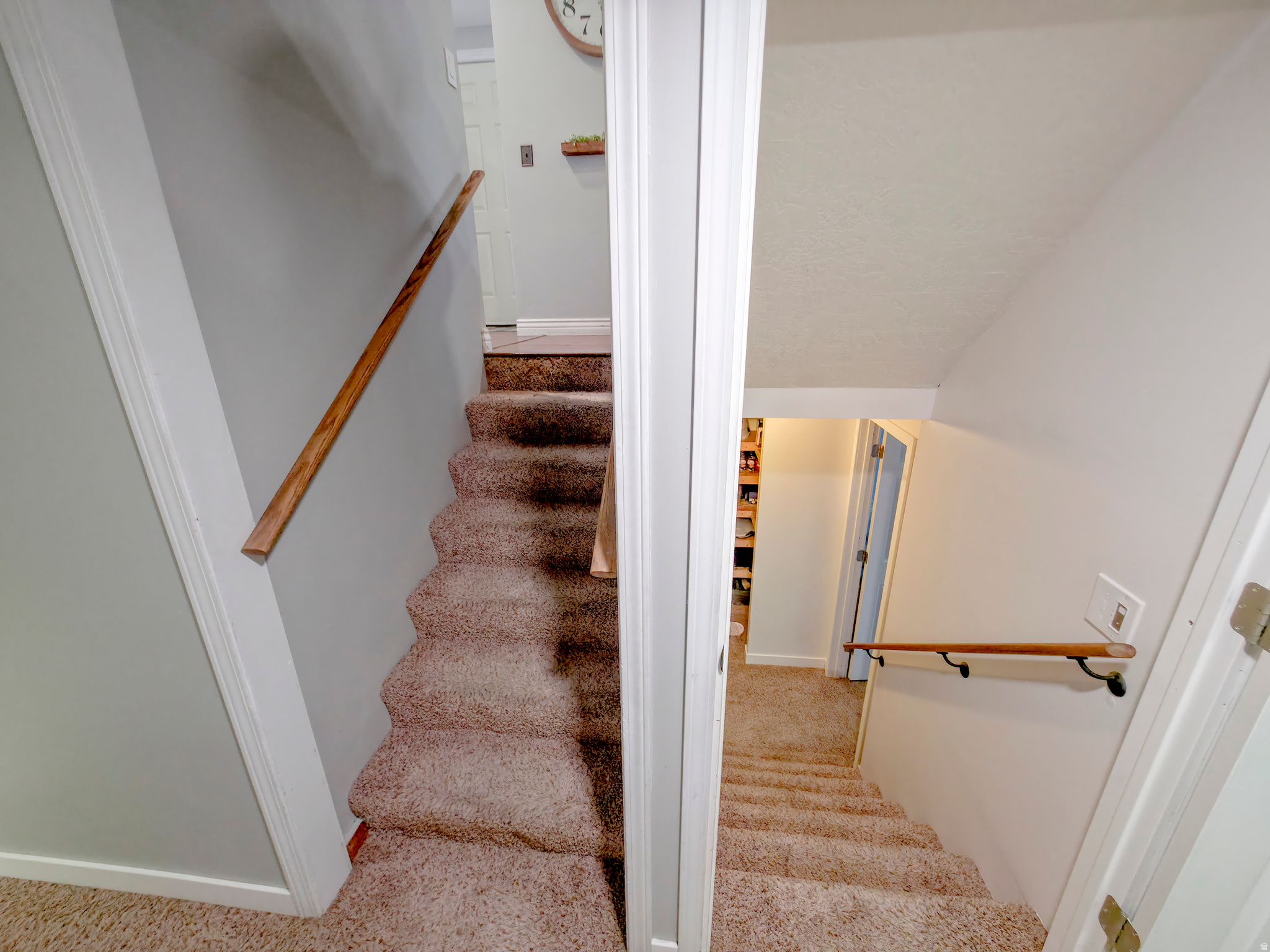 WALNUT HILLS - Residential