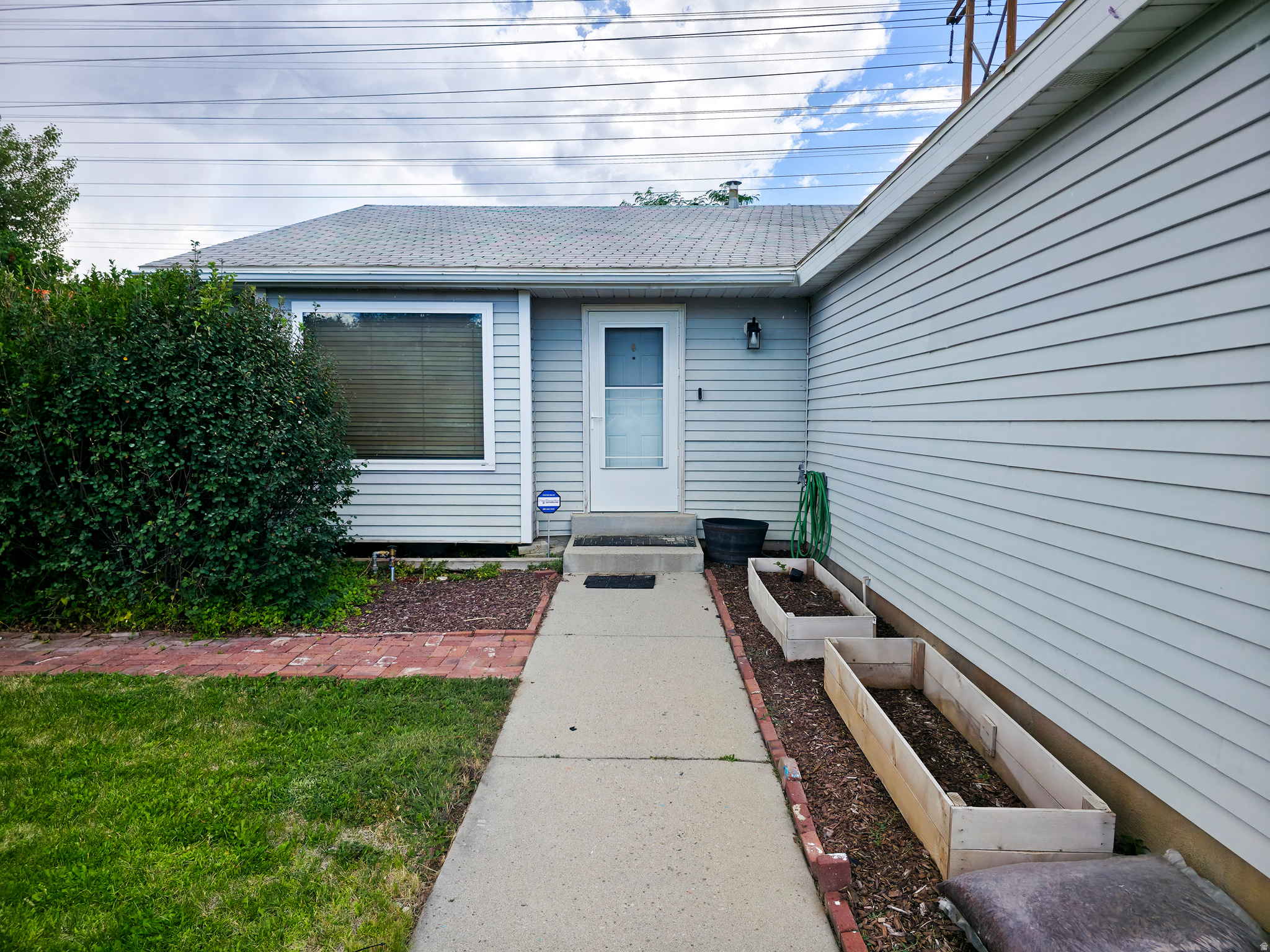 WALNUT HILLS - Residential