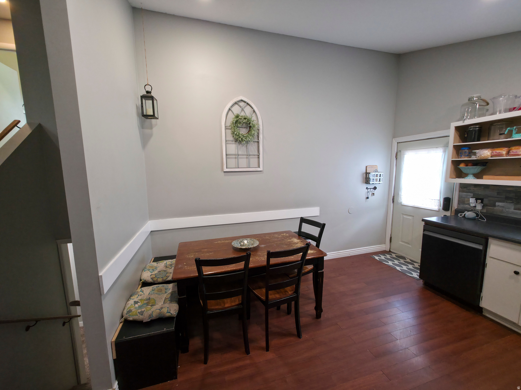 WALNUT HILLS - Residential