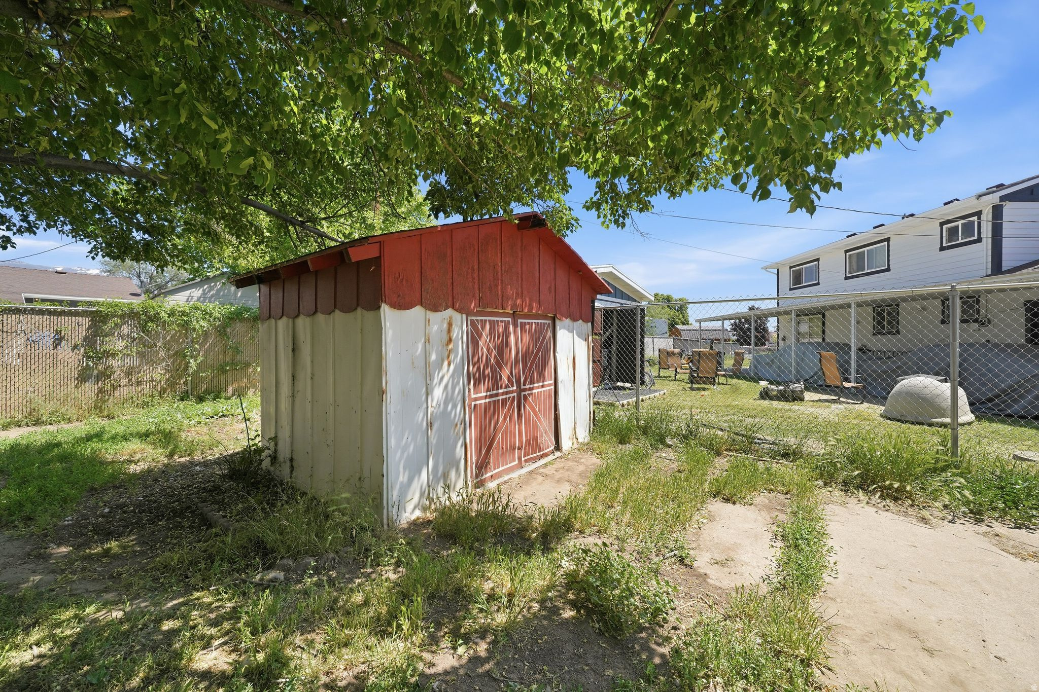 CAMELOT - Residential