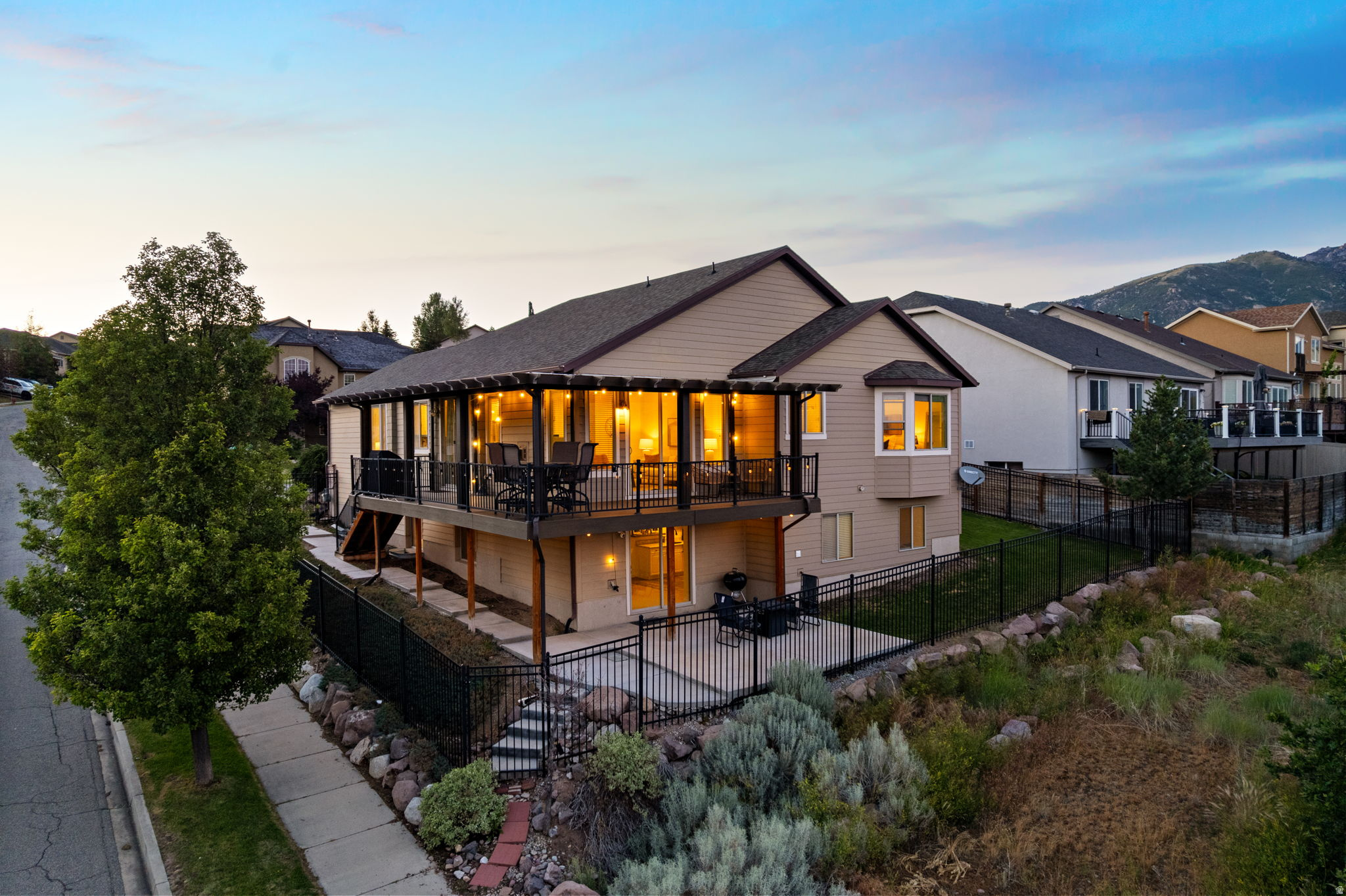 EAGLE CREST 1 - Residential