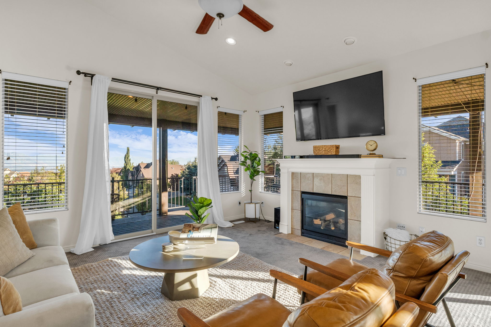 EAGLE CREST 1 - Residential