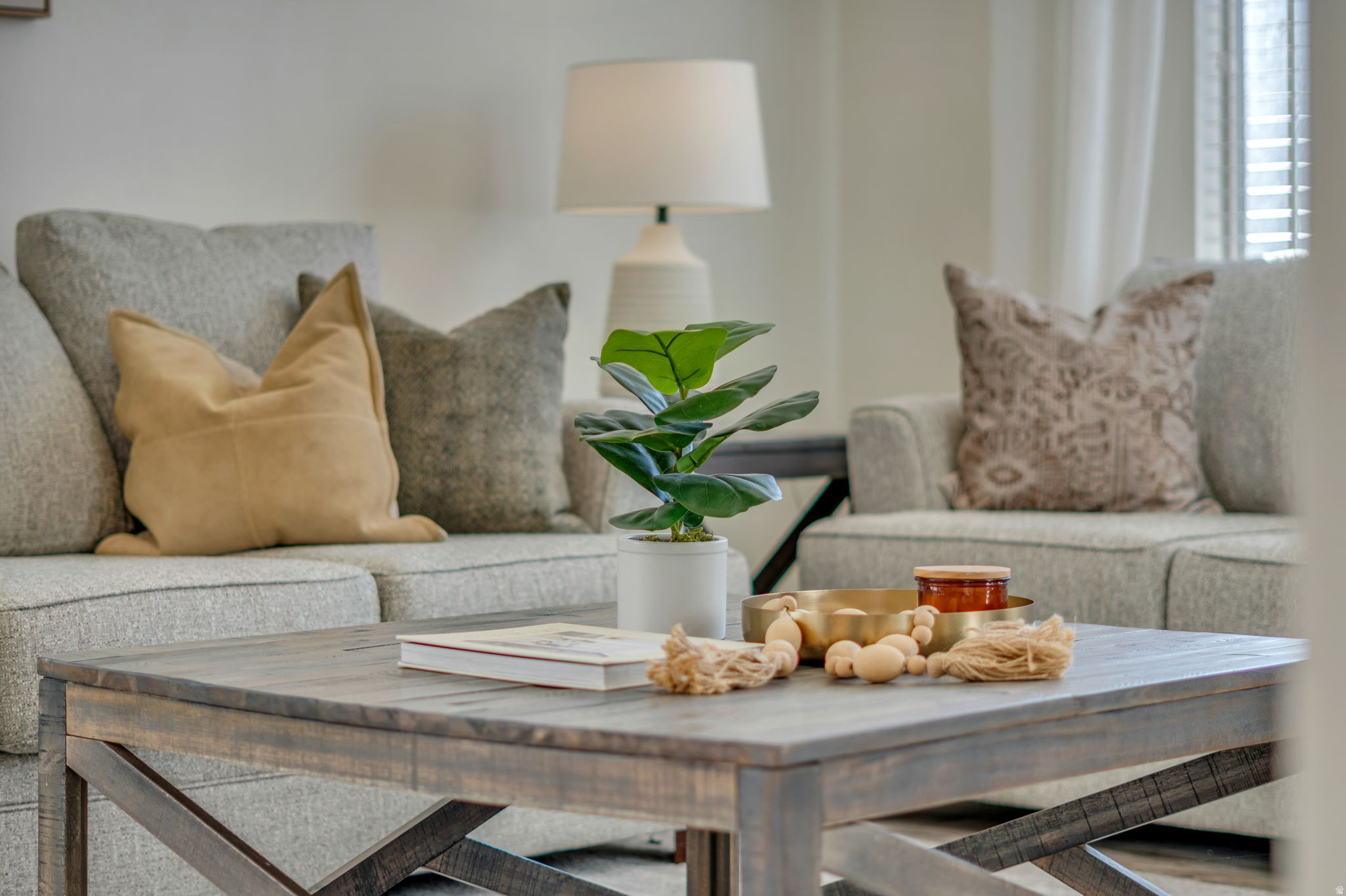 EAGLE CREST 1 - Residential