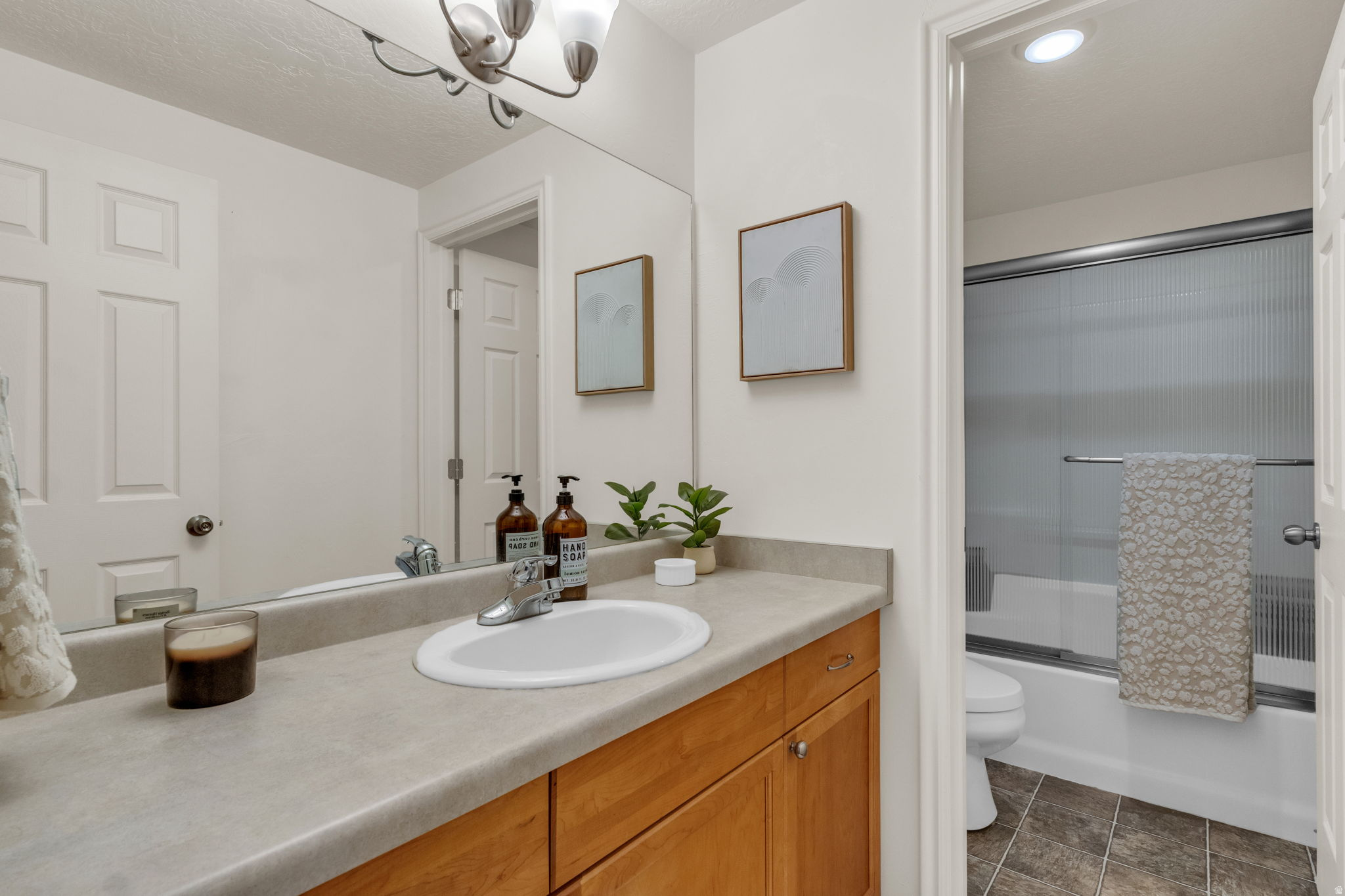 EAGLE CREST 1 - Residential
