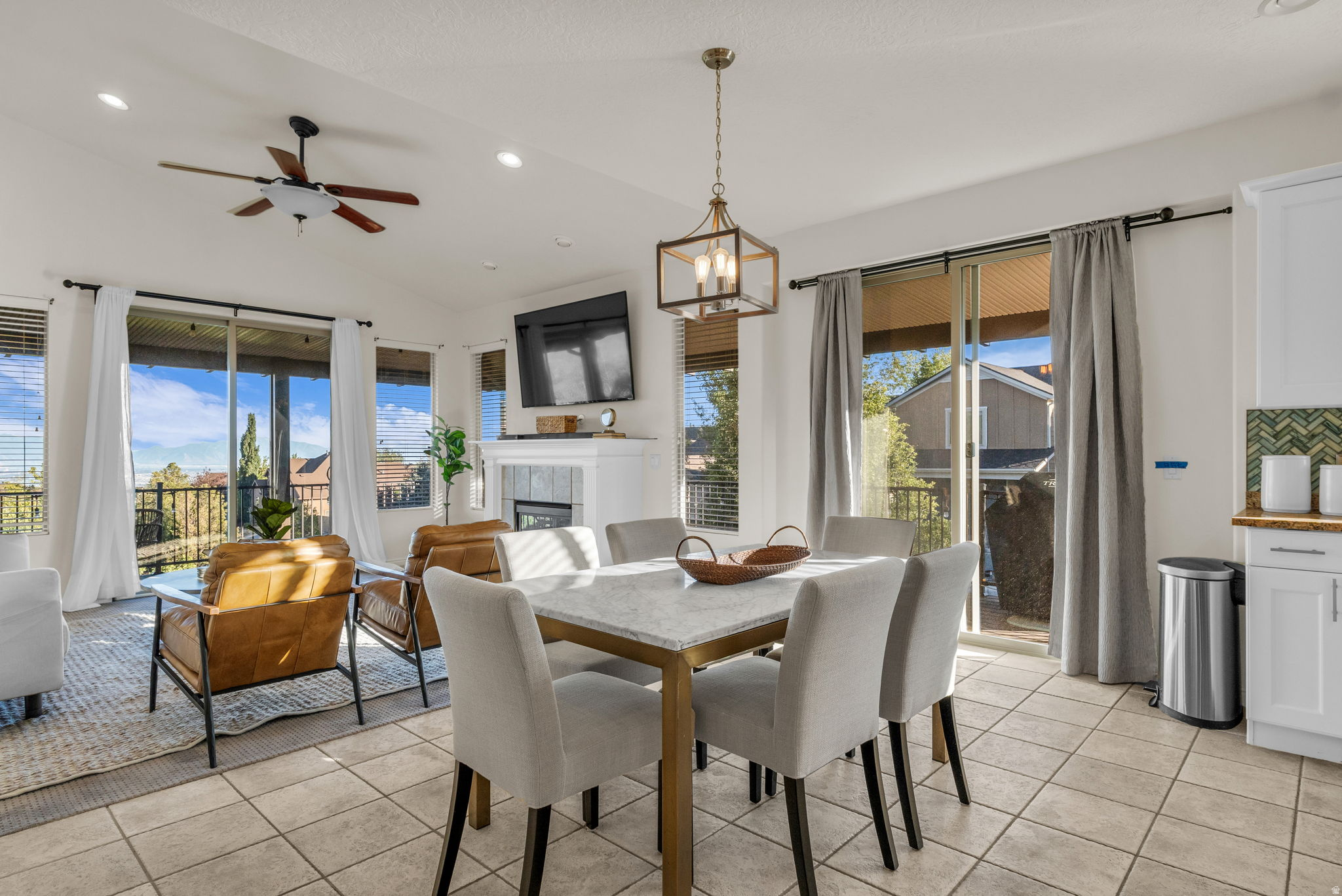 EAGLE CREST 1 - Residential