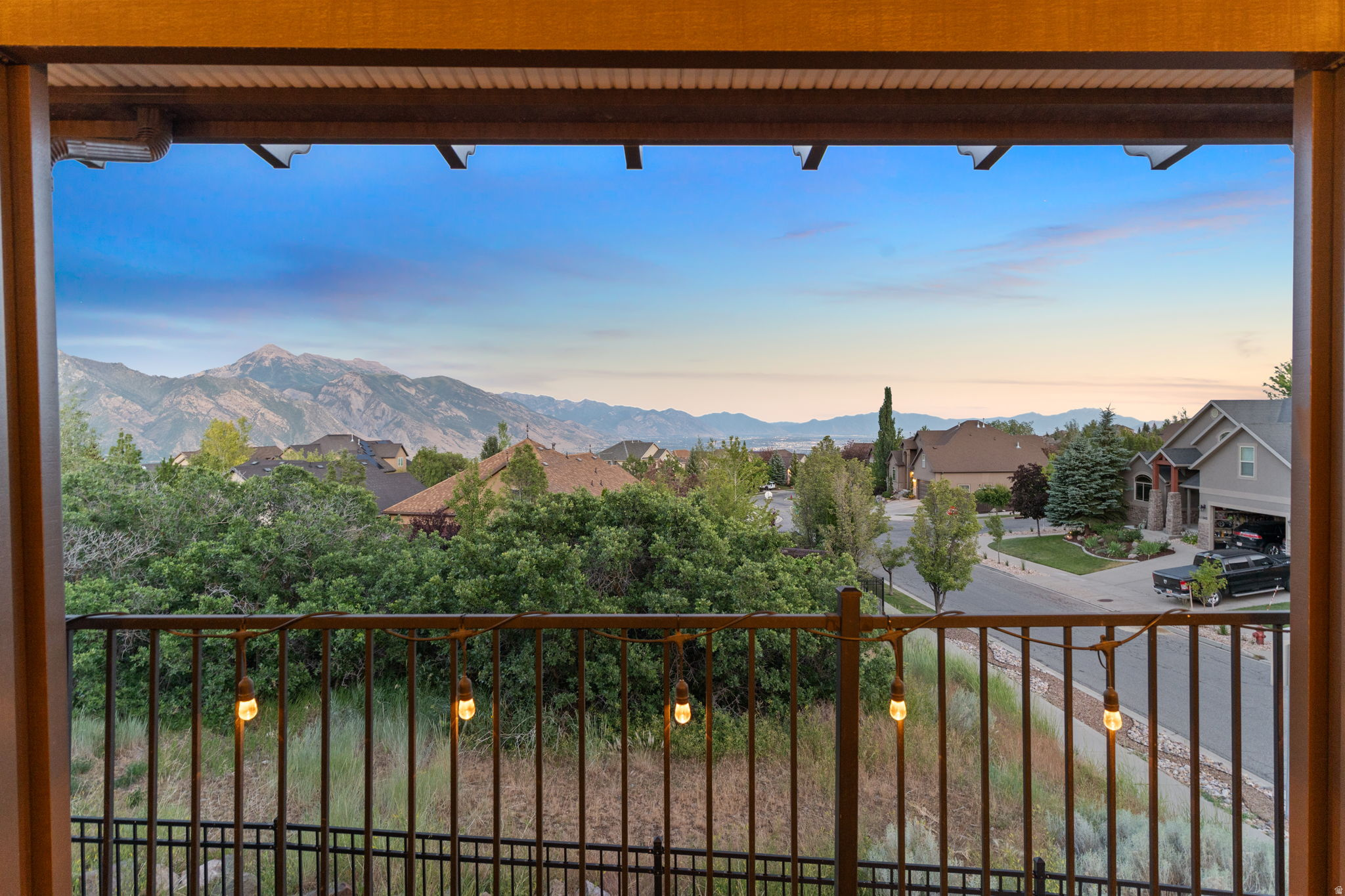 EAGLE CREST 1 - Residential