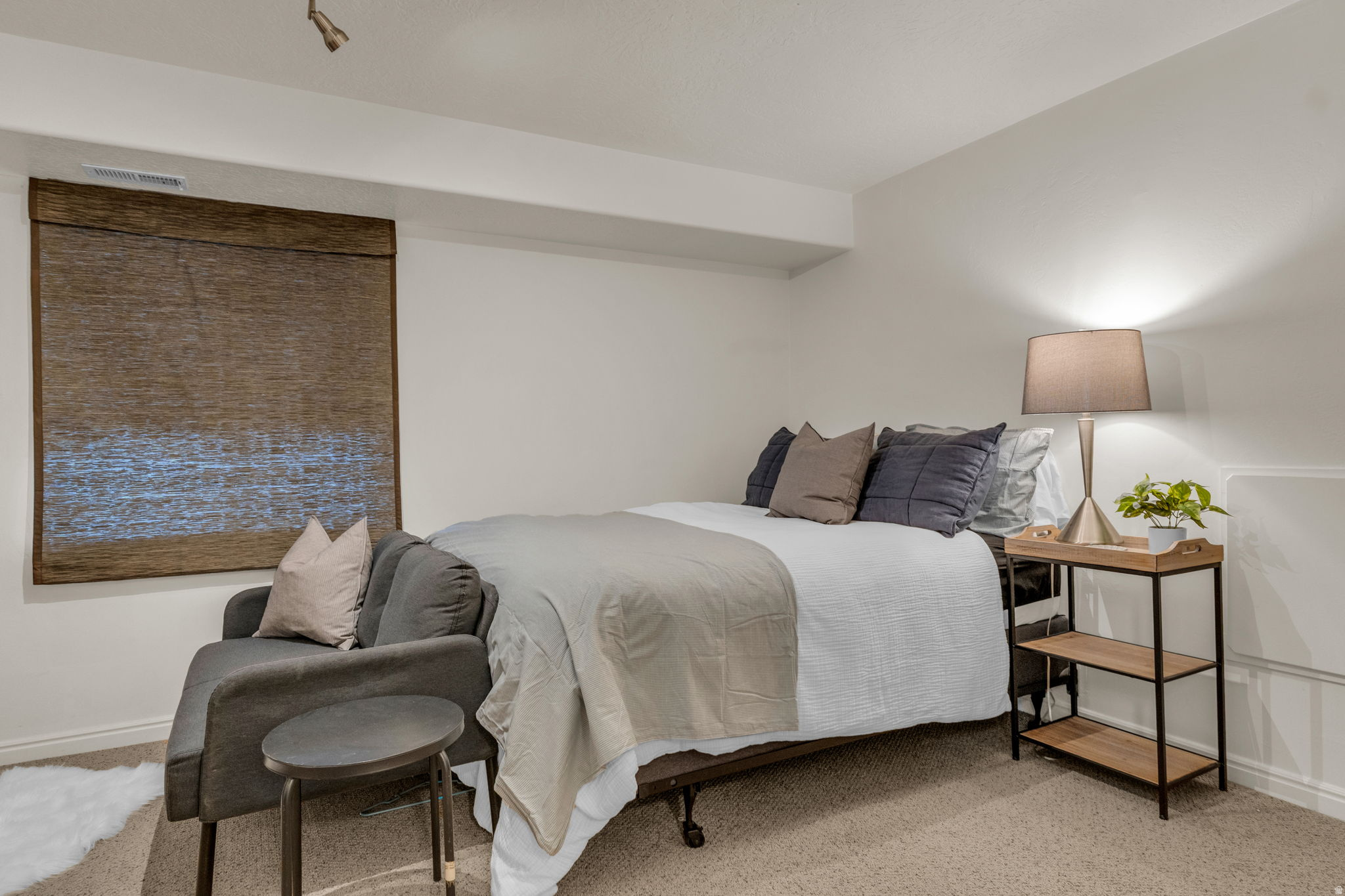 EAGLE CREST 1 - Residential