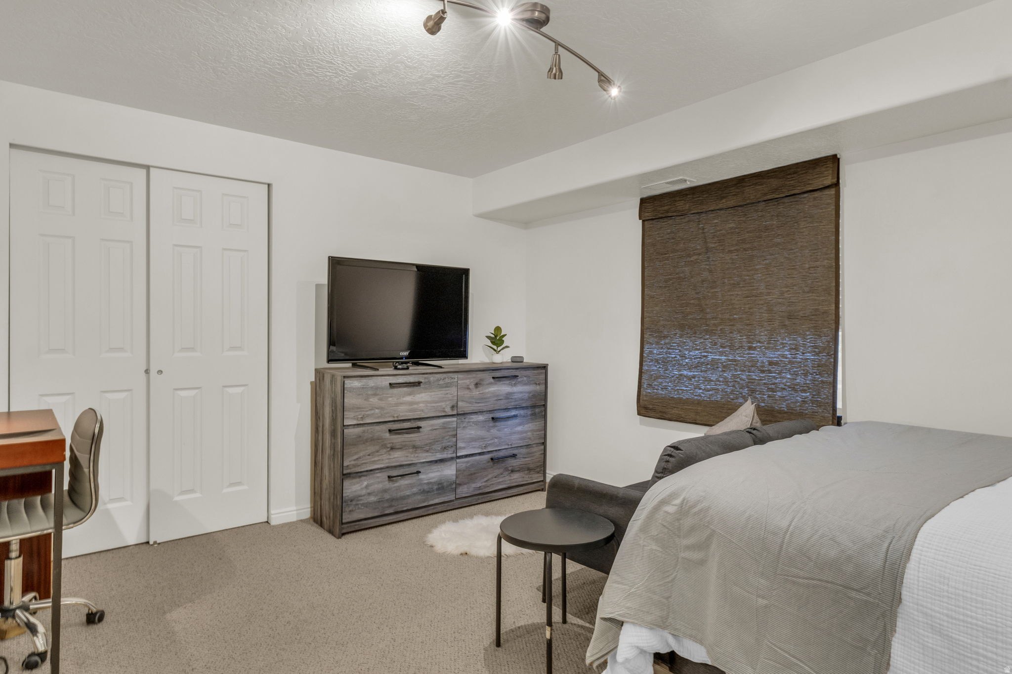 EAGLE CREST 1 - Residential