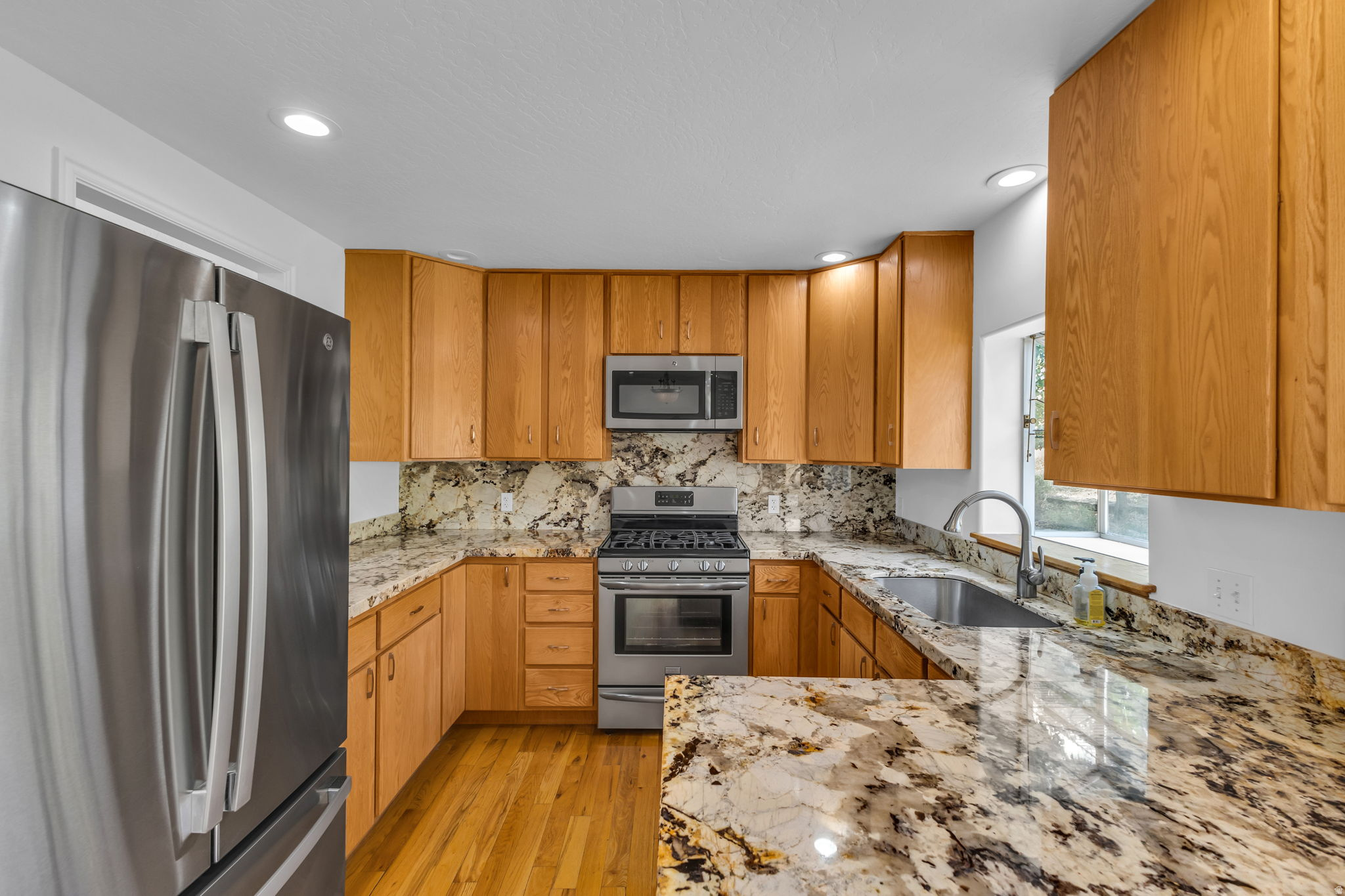 NORTH SUMMIT - Residential