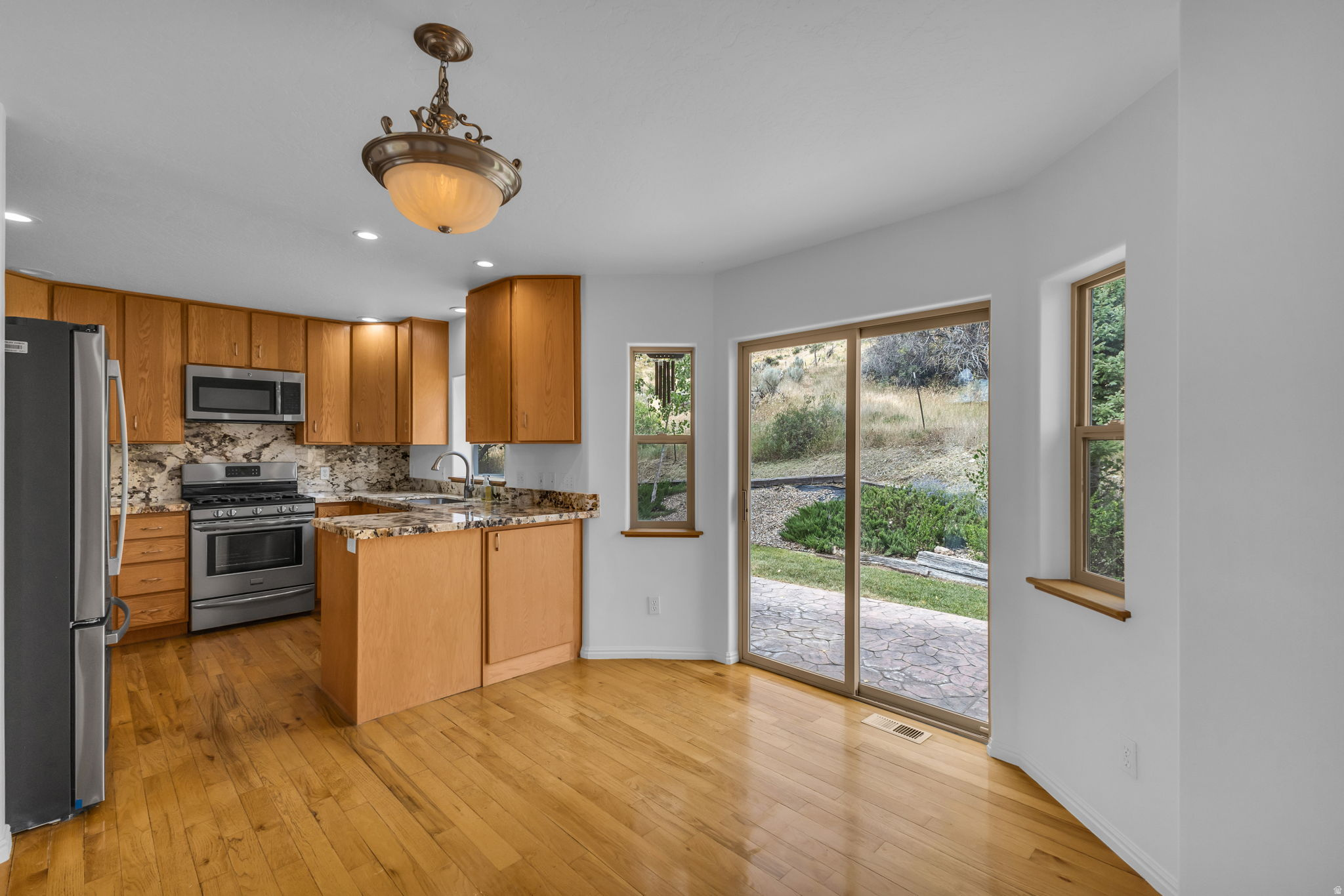 NORTH SUMMIT - Residential