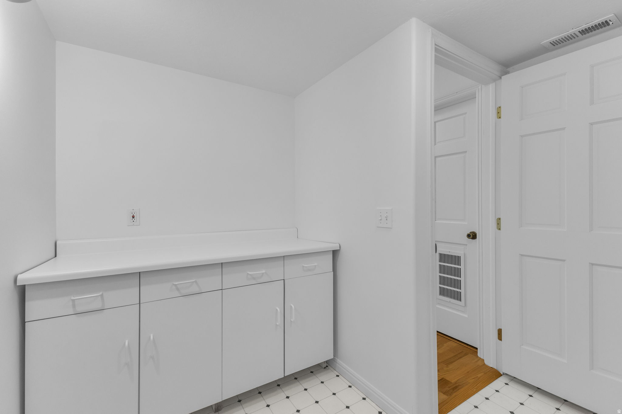 NORTH SUMMIT - Residential