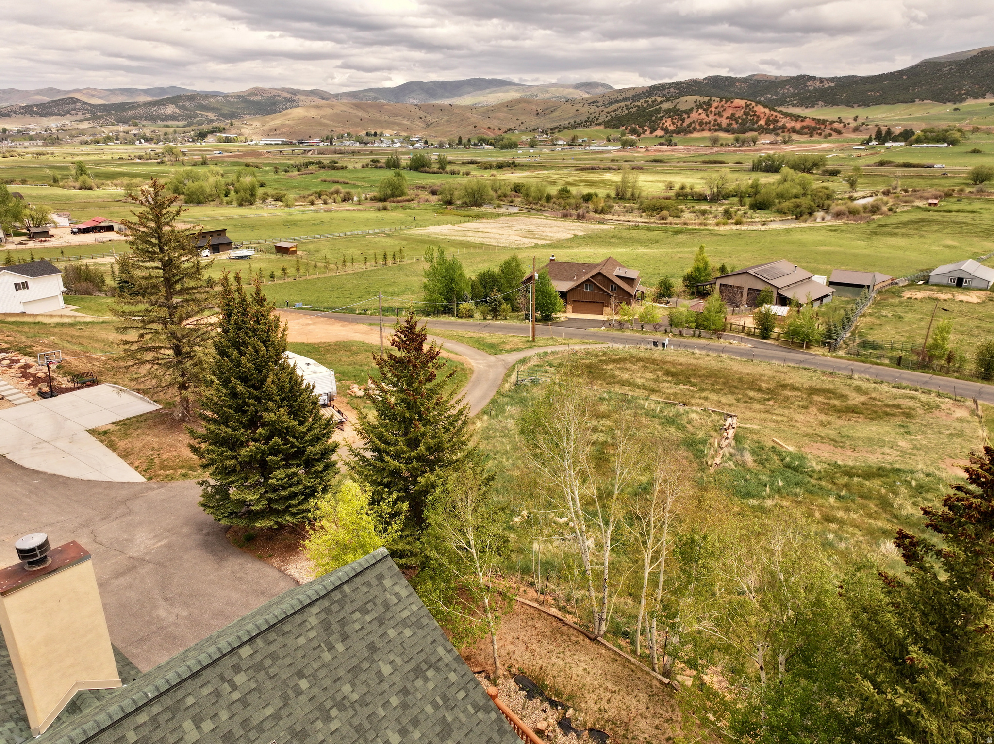 NORTH SUMMIT - Residential