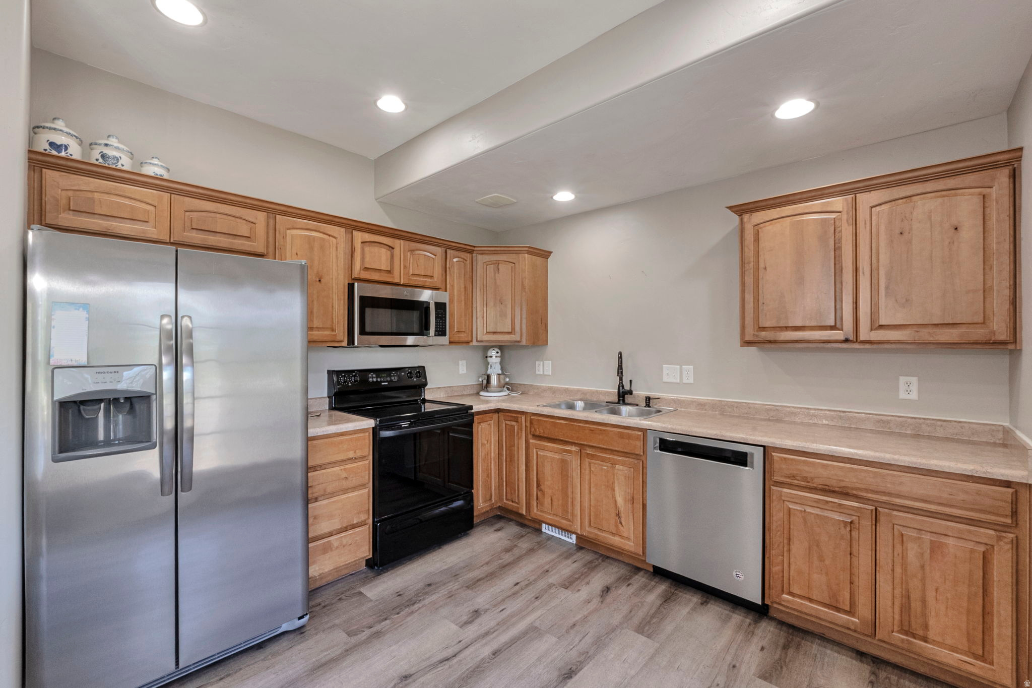 KENNECOTT DAYBREAK PLAT 6 - Residential