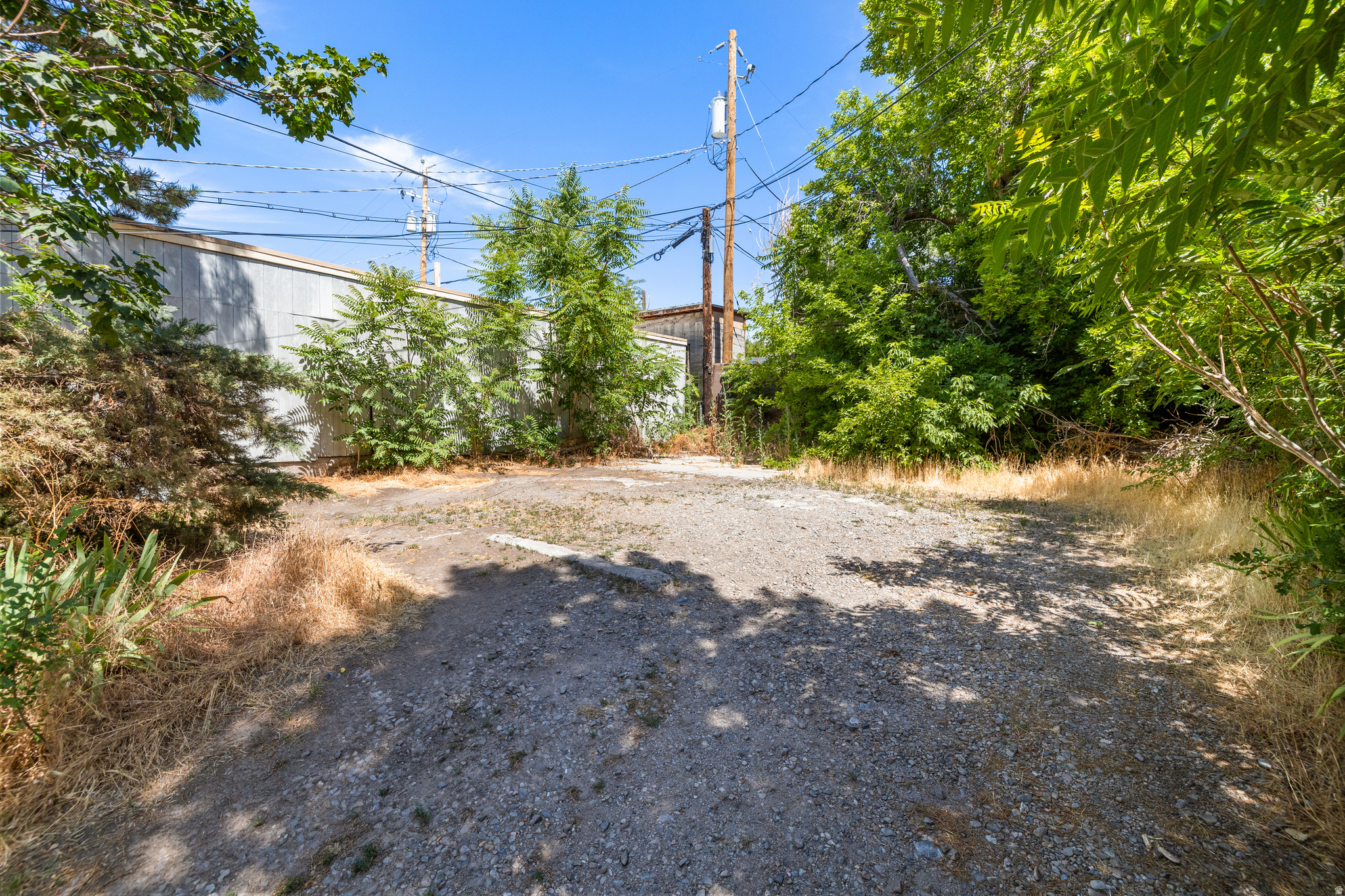 AVENUES - Residential