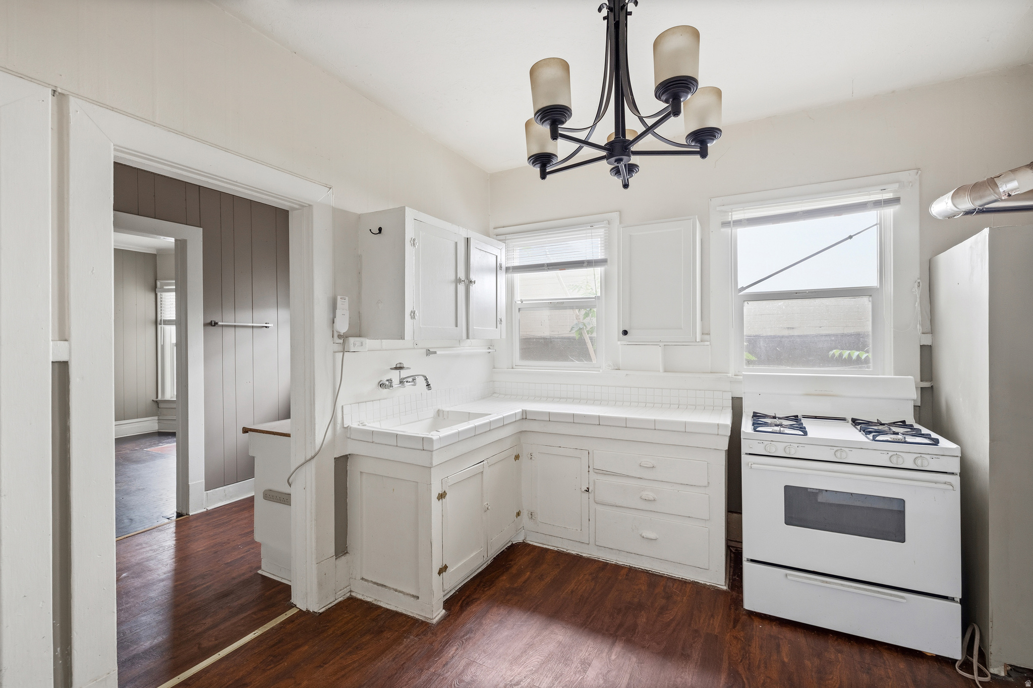 AVENUES - Residential