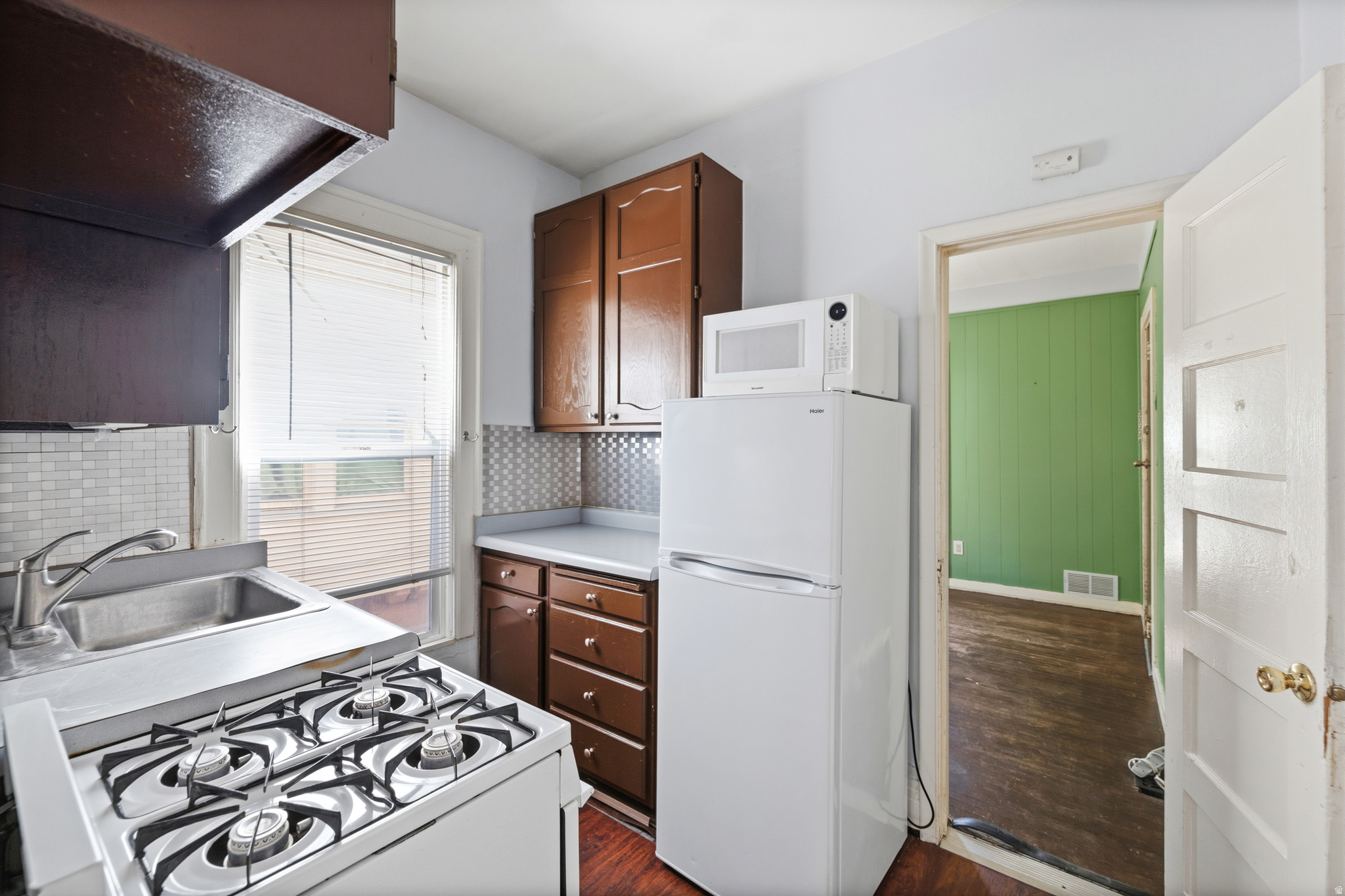AVENUES - Residential