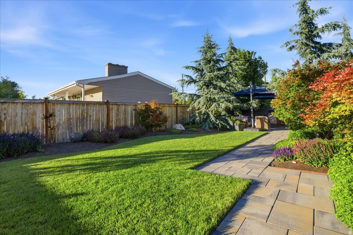 MEADOWS - Residential