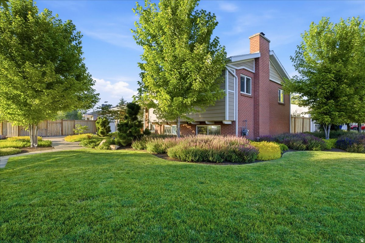 MEADOWS - Residential