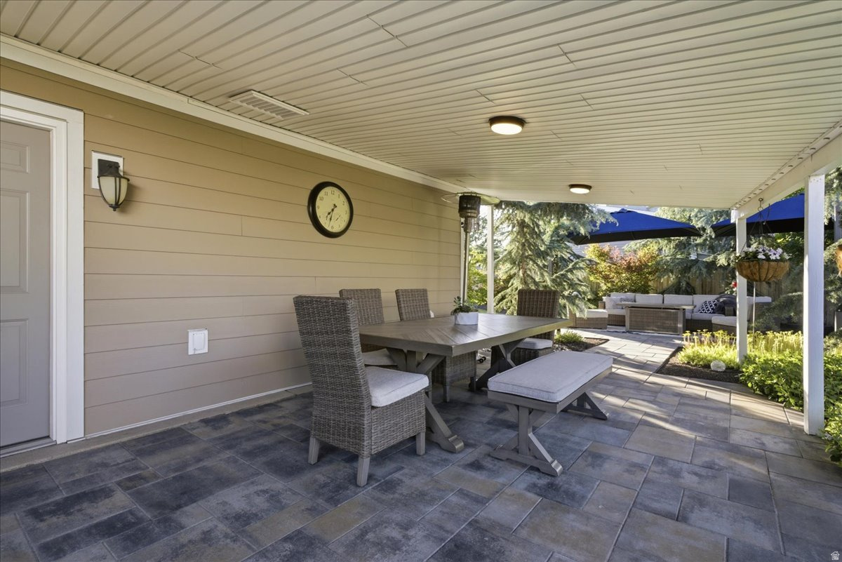 MEADOWS - Residential