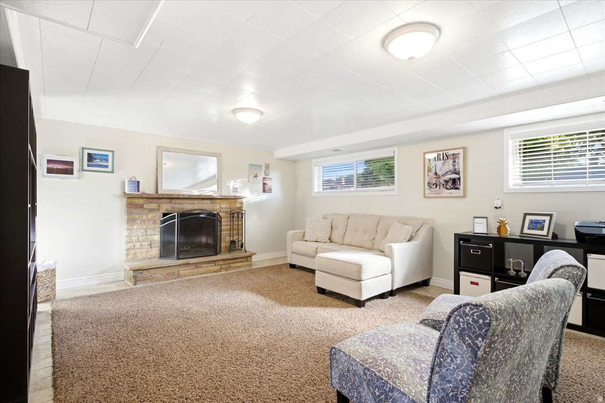 MEADOWS - Residential