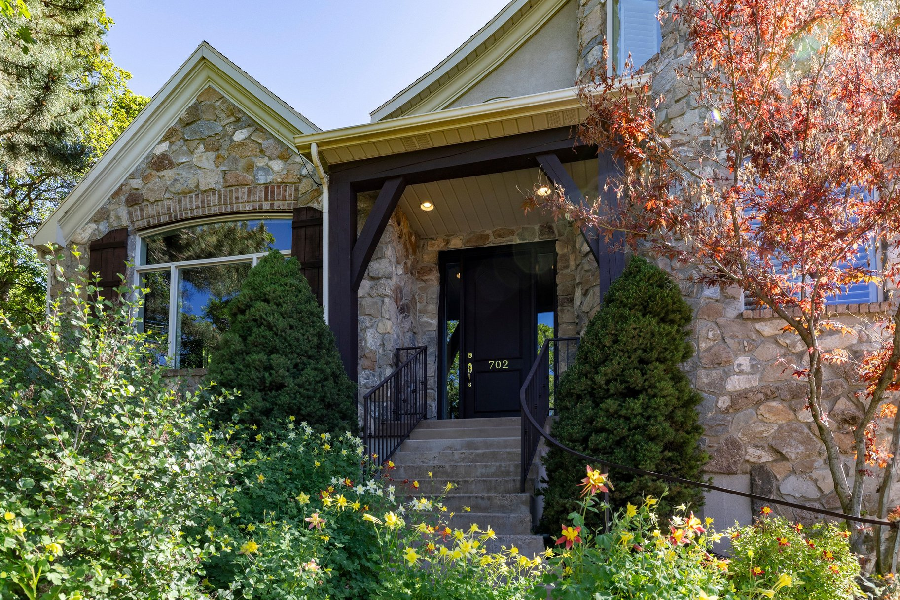 EAGLEWOOD COVE - Residential