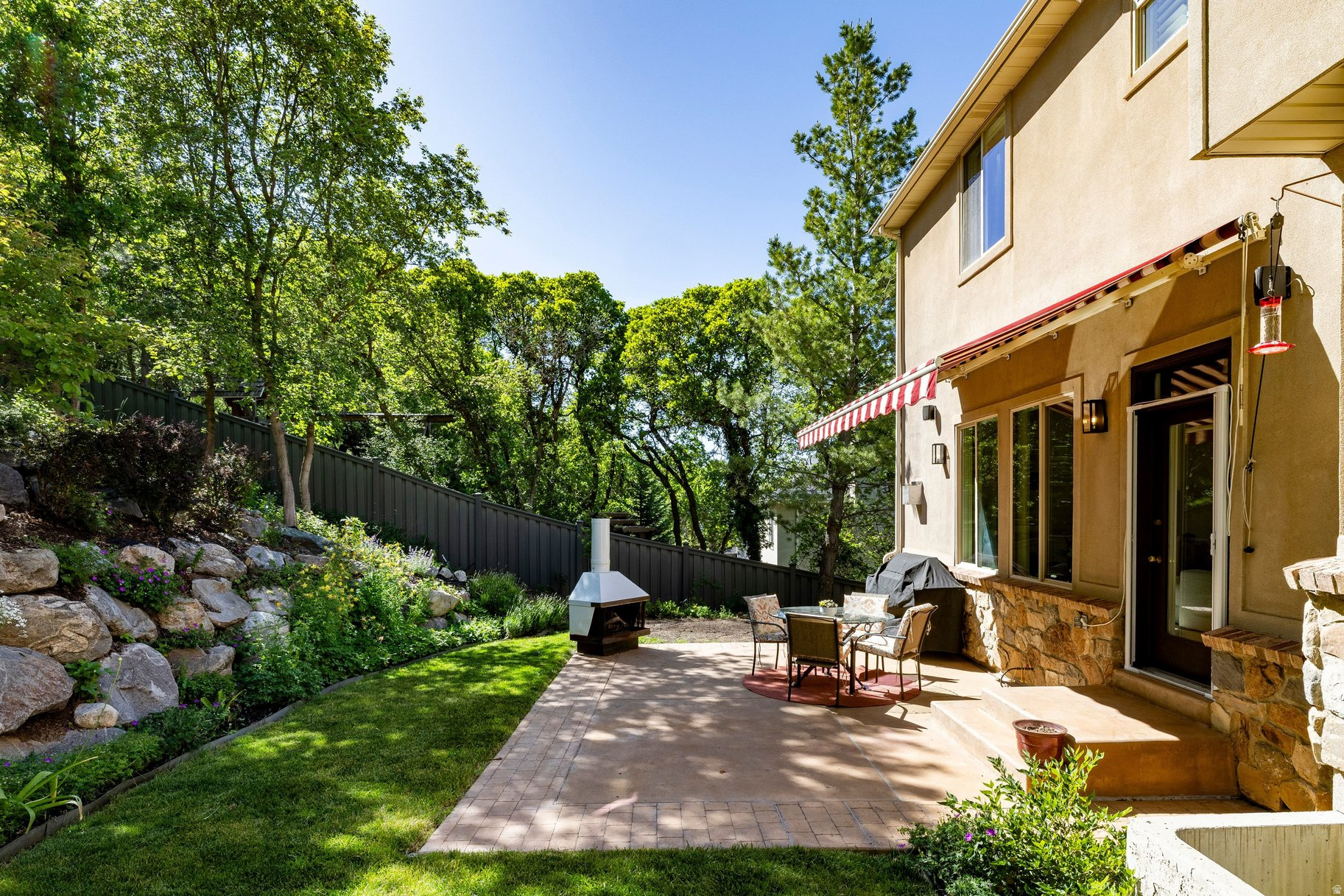 EAGLEWOOD COVE - Residential