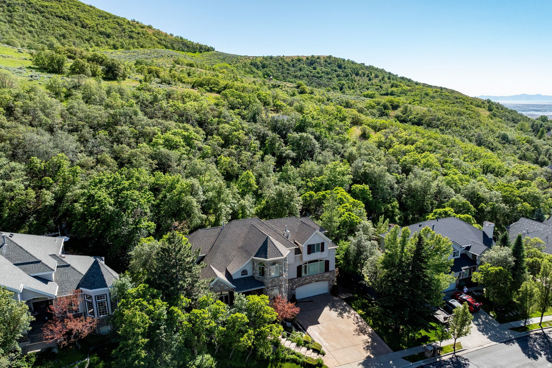 EAGLEWOOD COVE - Residential