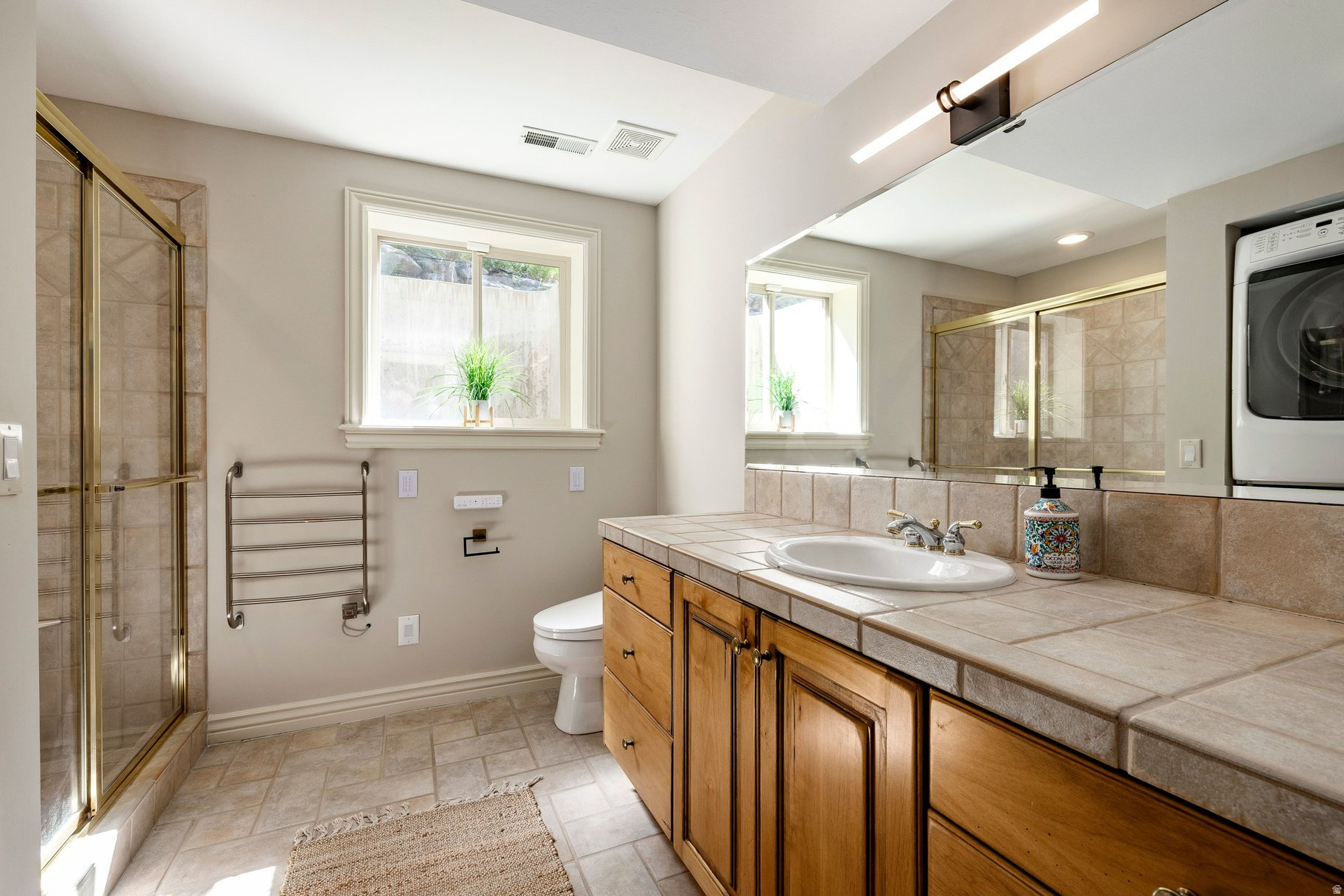 EAGLEWOOD COVE - Residential
