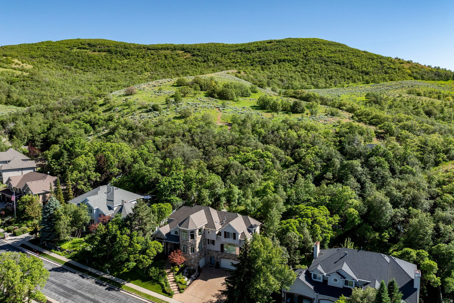 EAGLEWOOD COVE - Residential