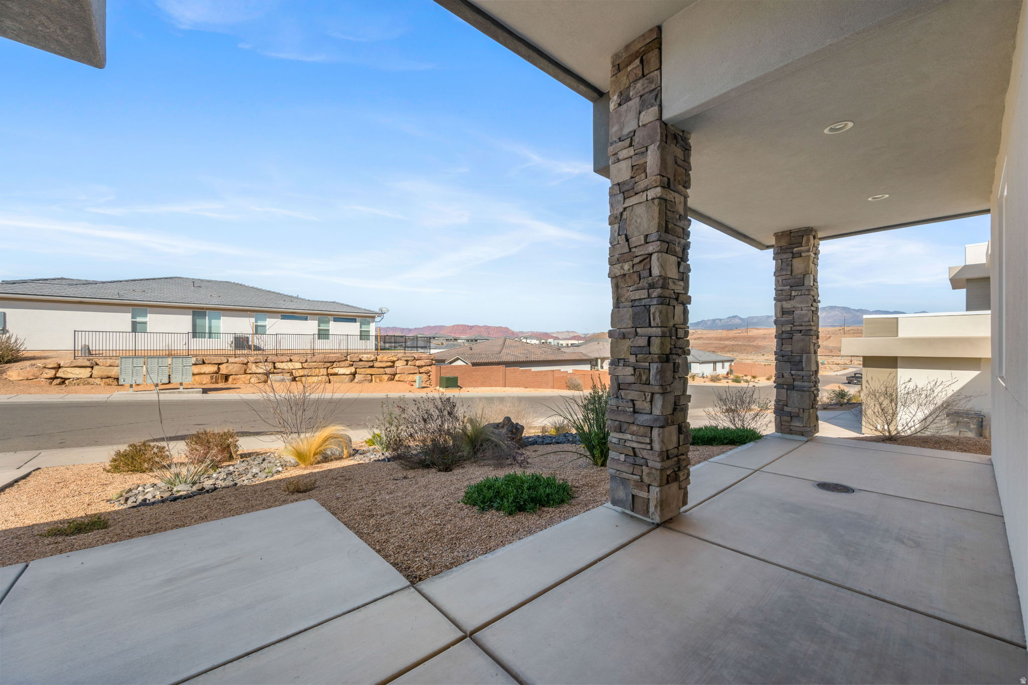 SALARNO HILLS AT DIVARIO - Residential