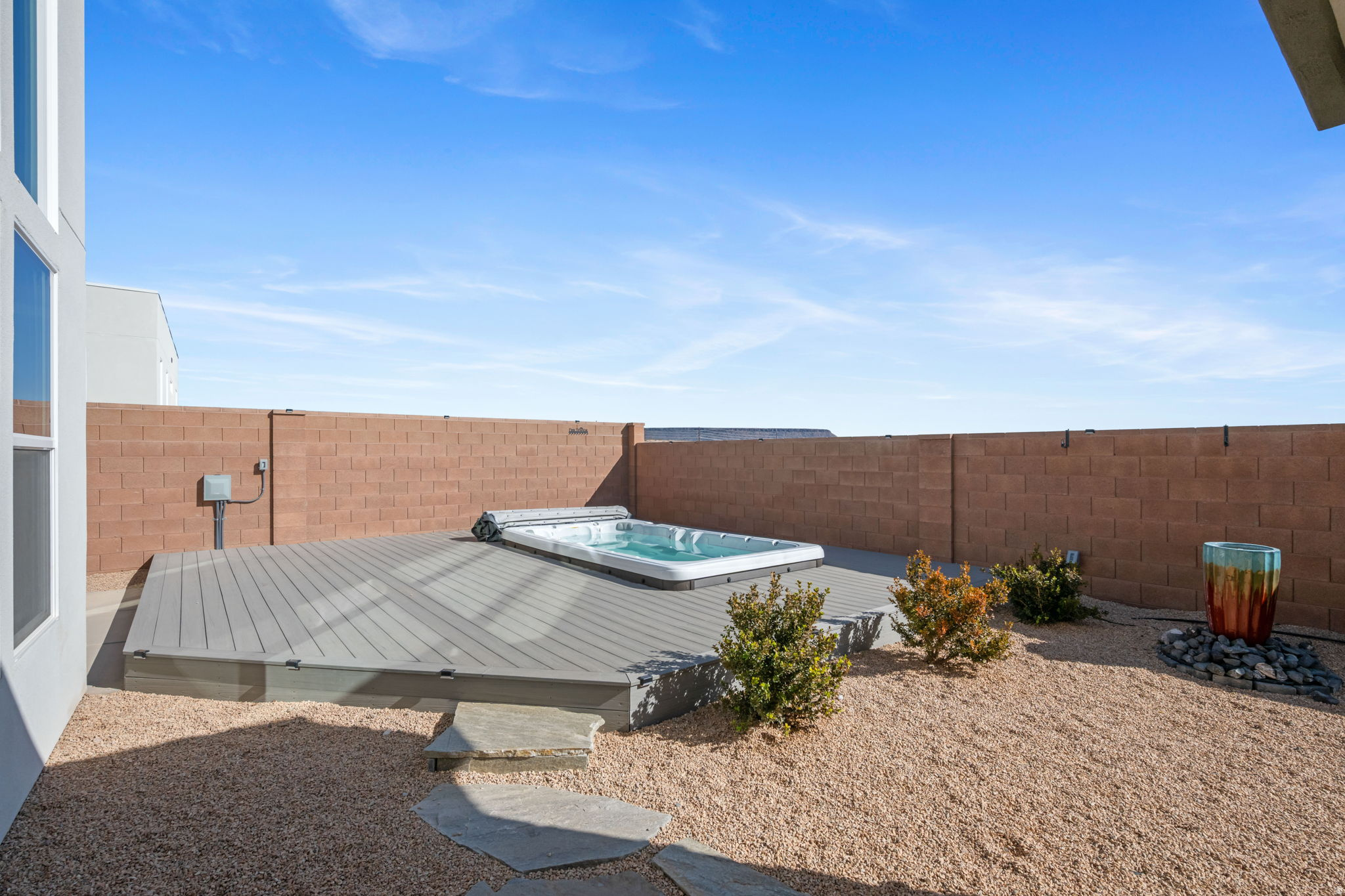 SALARNO HILLS AT DIVARIO - Residential