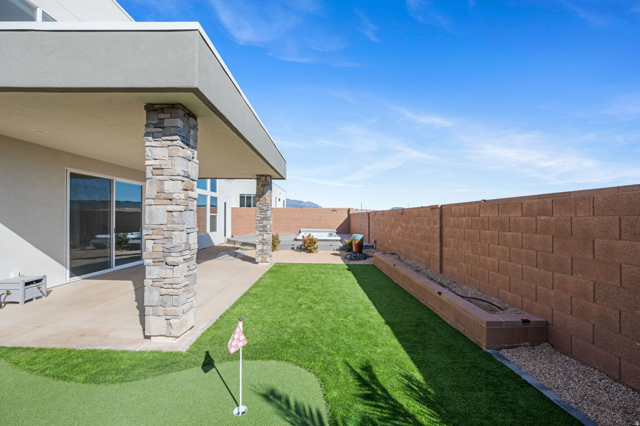 SALARNO HILLS AT DIVARIO - Residential
