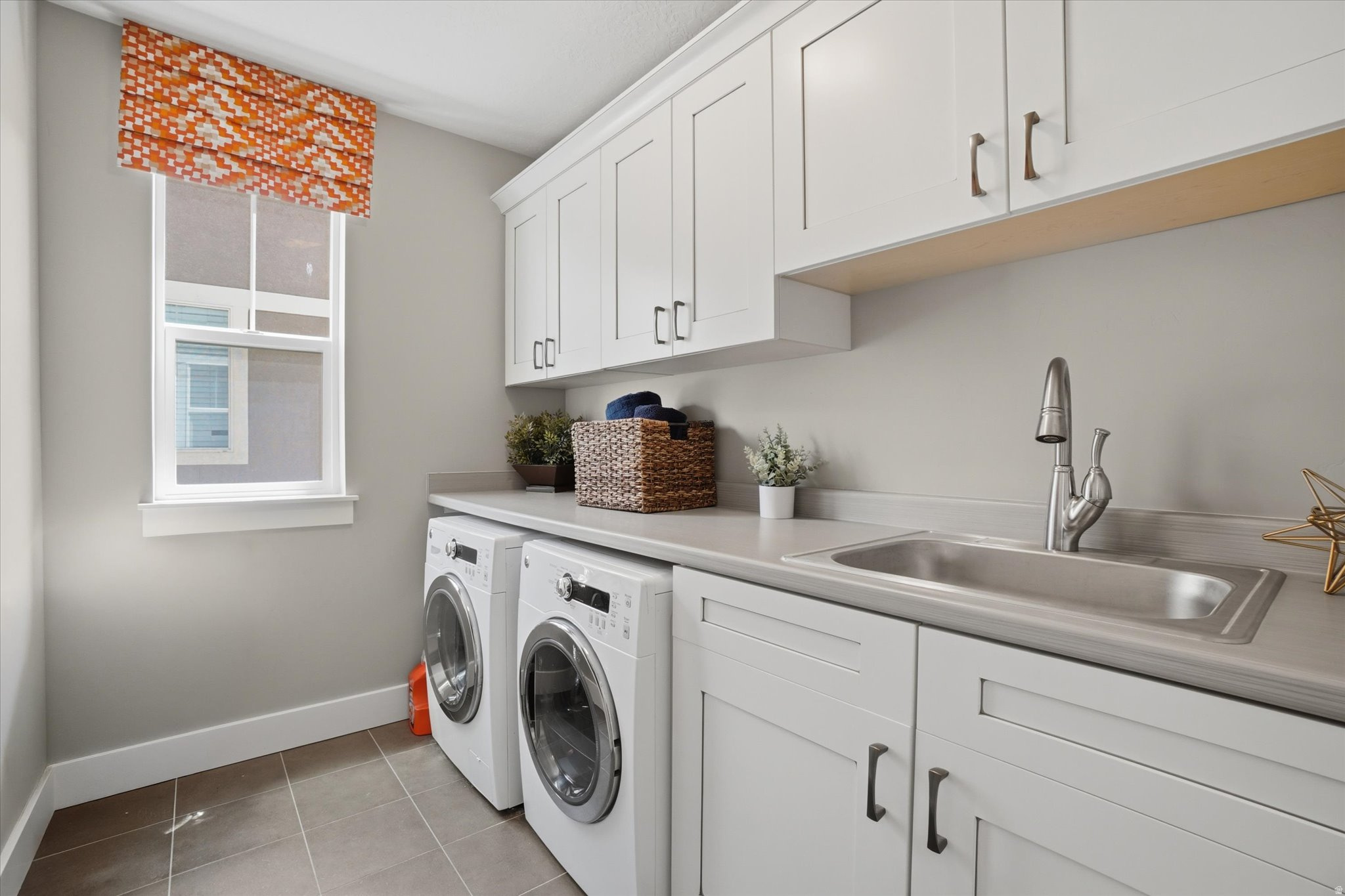 VALLEY STATION - Residential