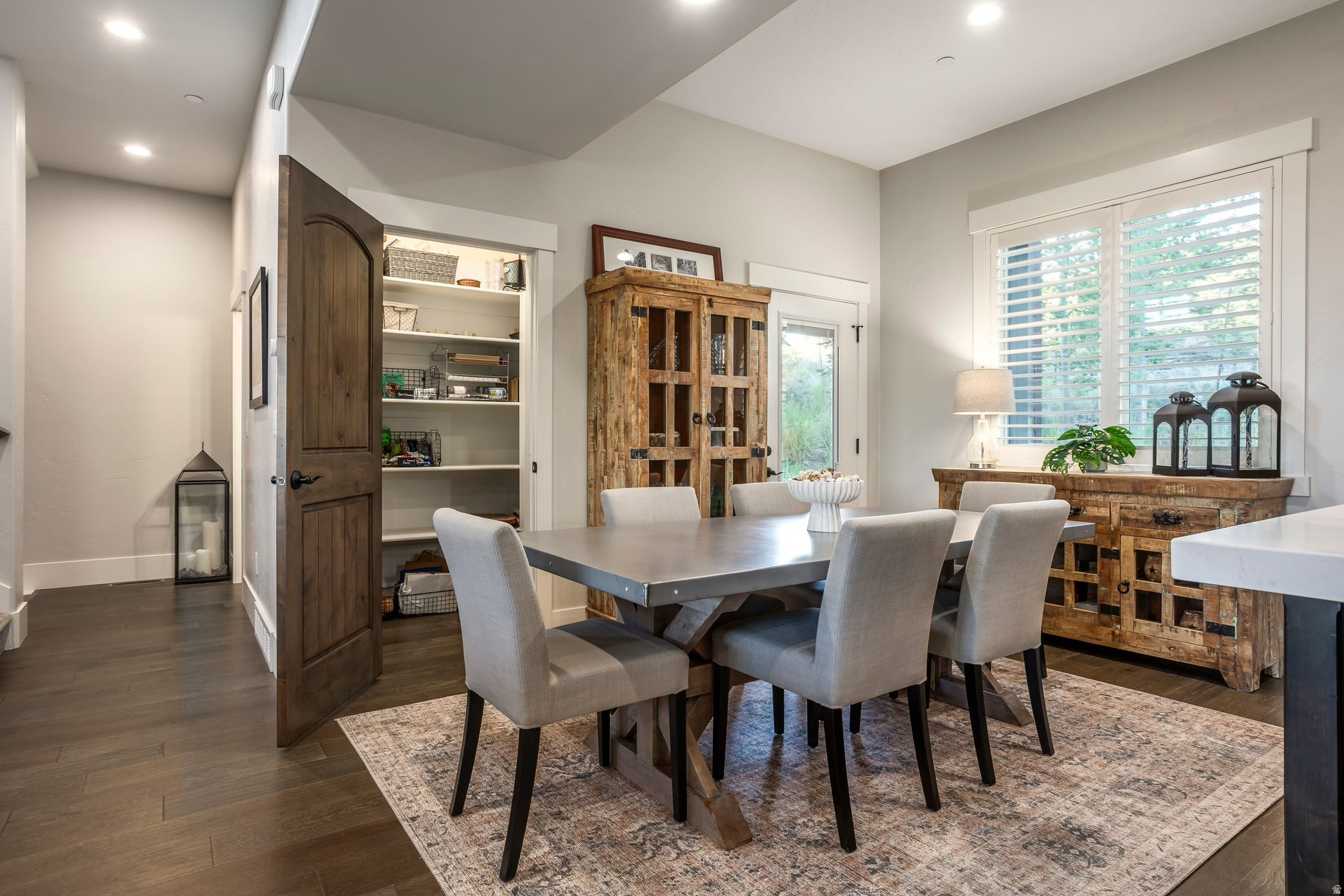 RUSTLER - Residential