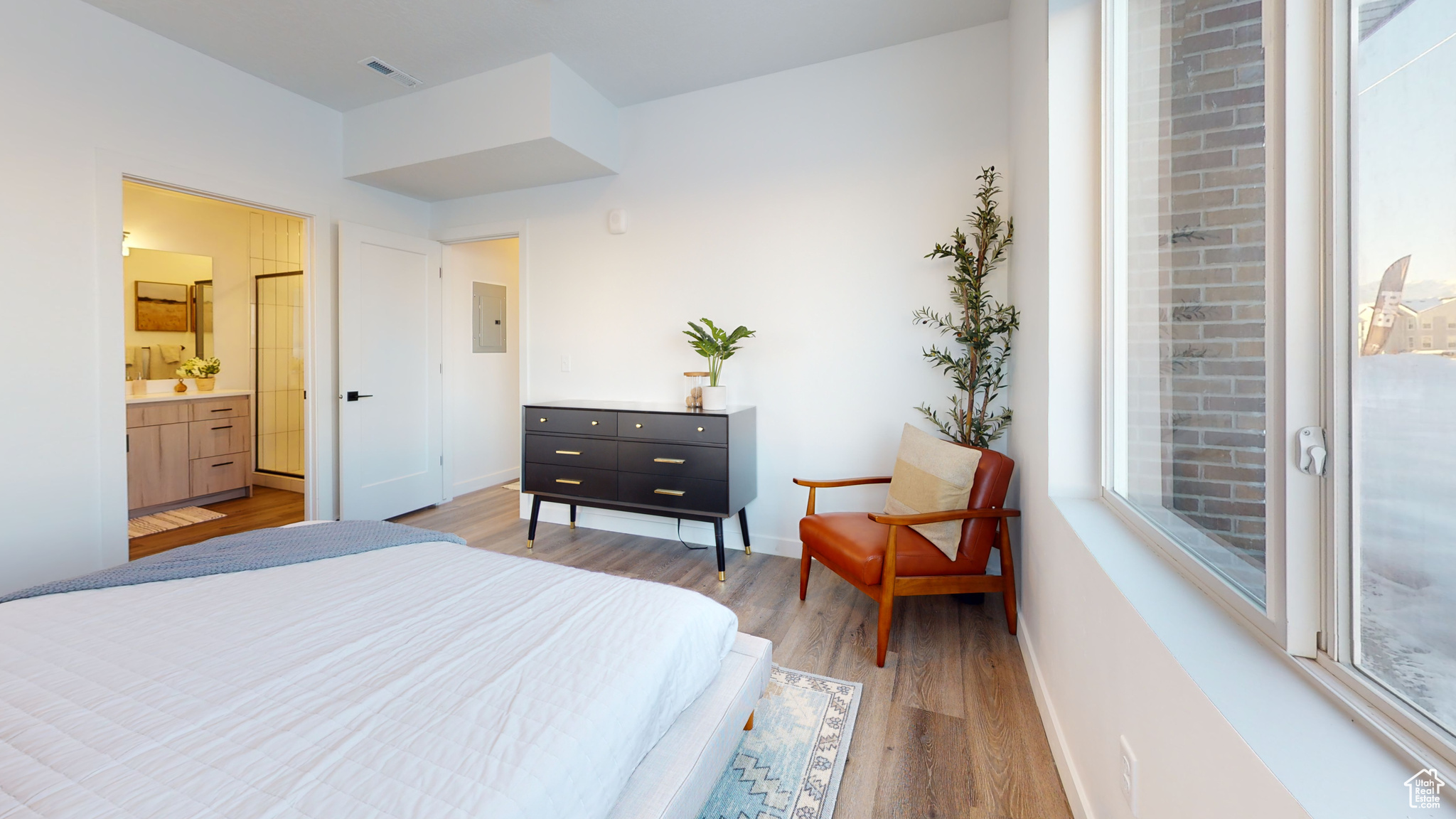 SAWMILL CONDOS - Residential