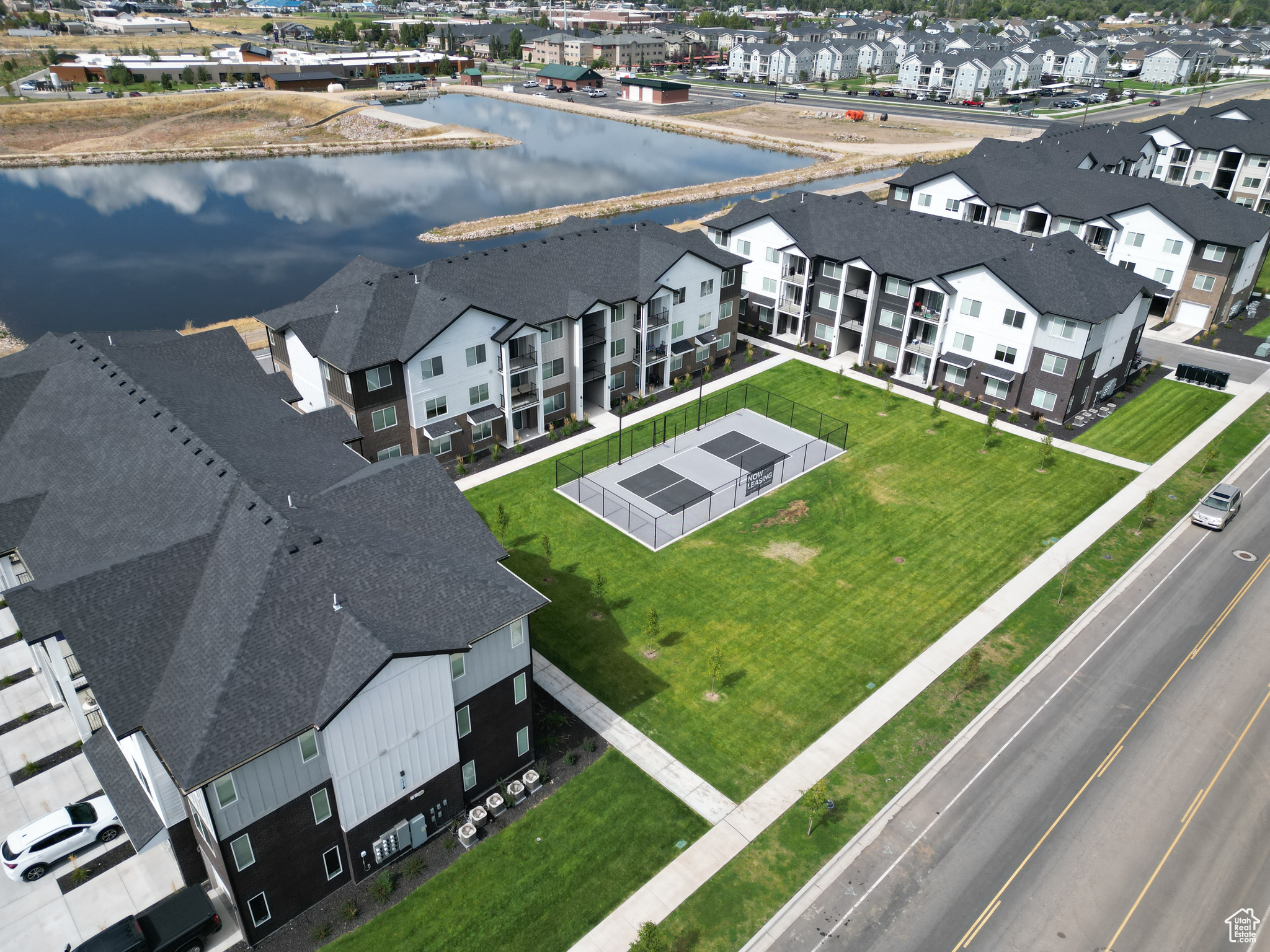 SAWMILL CONDOS - Residential