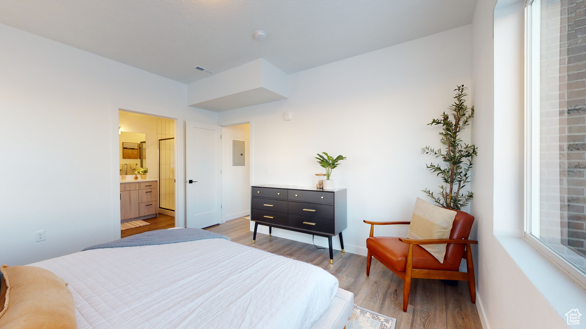 SAWMILL CONDOS - Residential