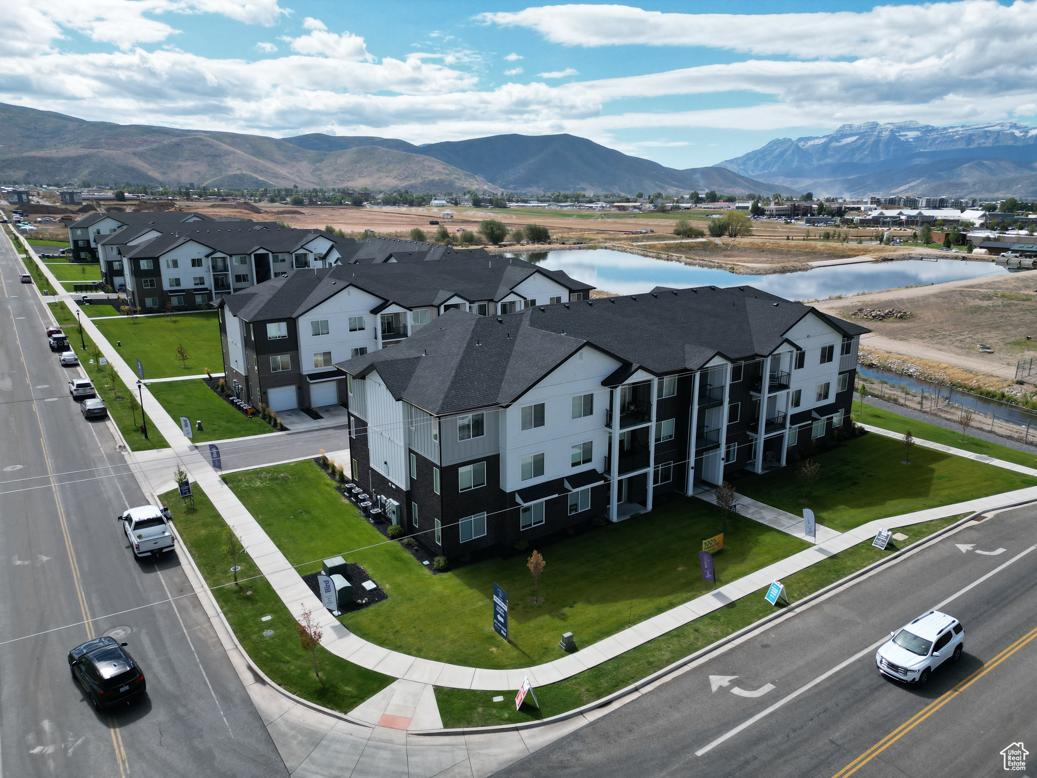 SAWMILL CONDOS - Residential