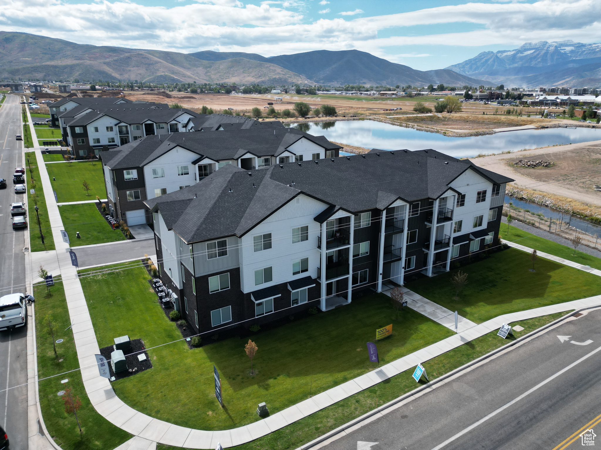 SAWMILL CONDOS - Residential