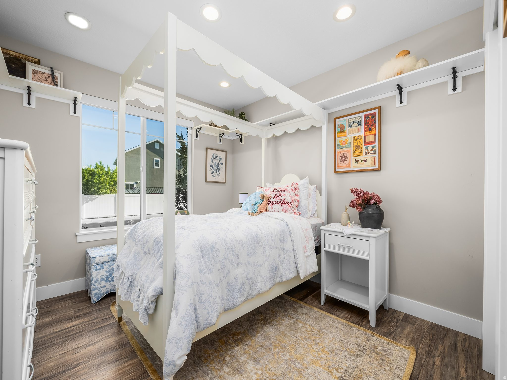 THE MEADOWS - Residential